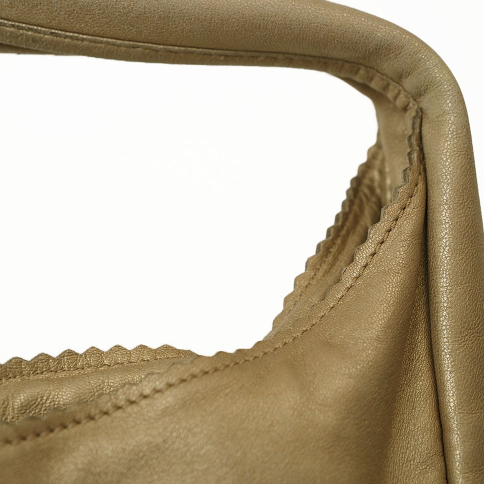 Loewe Gold Leather Shoulder Bag (Pre-Owned)