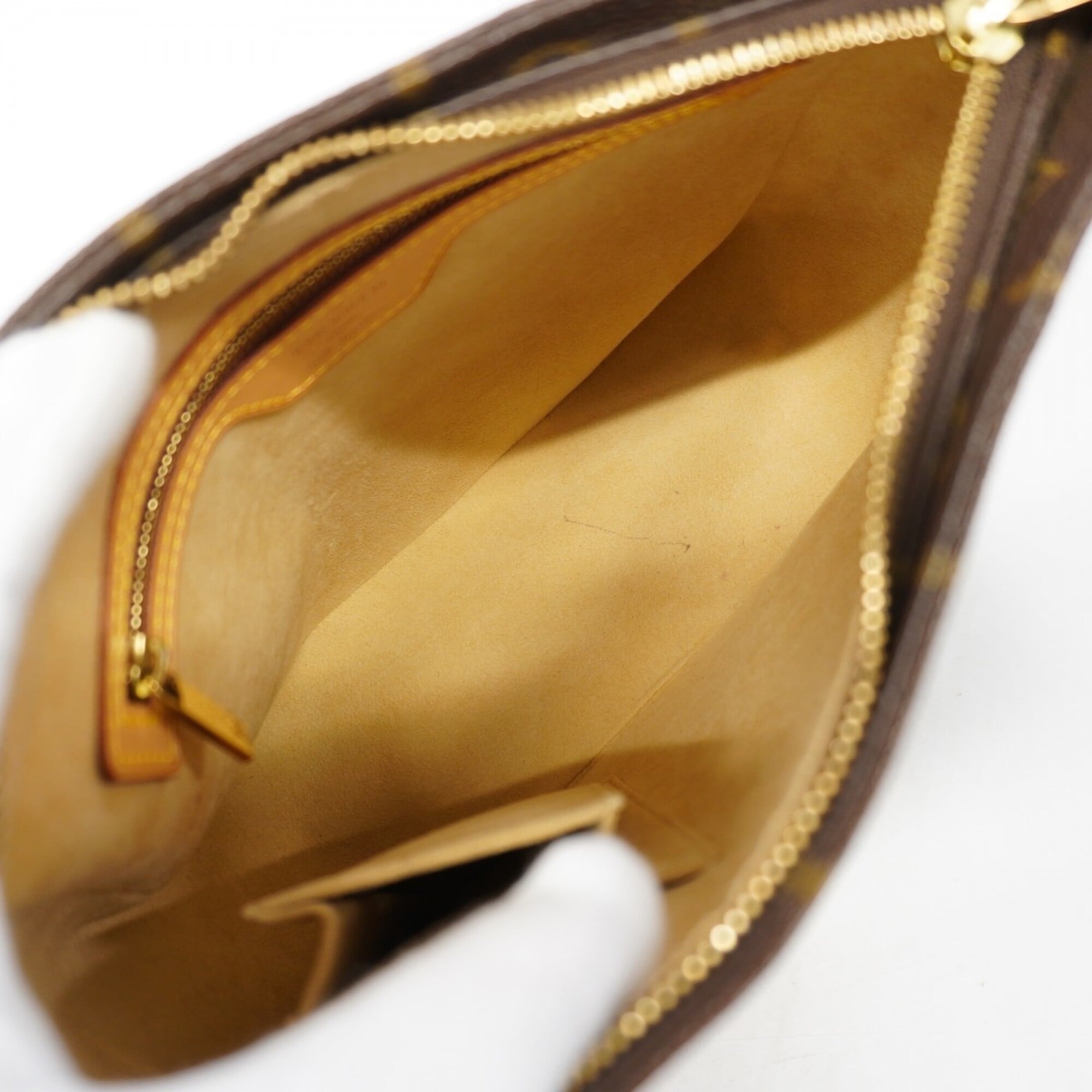 Louis Vuitton Brown Shoulder Bag (Pre-Owned)