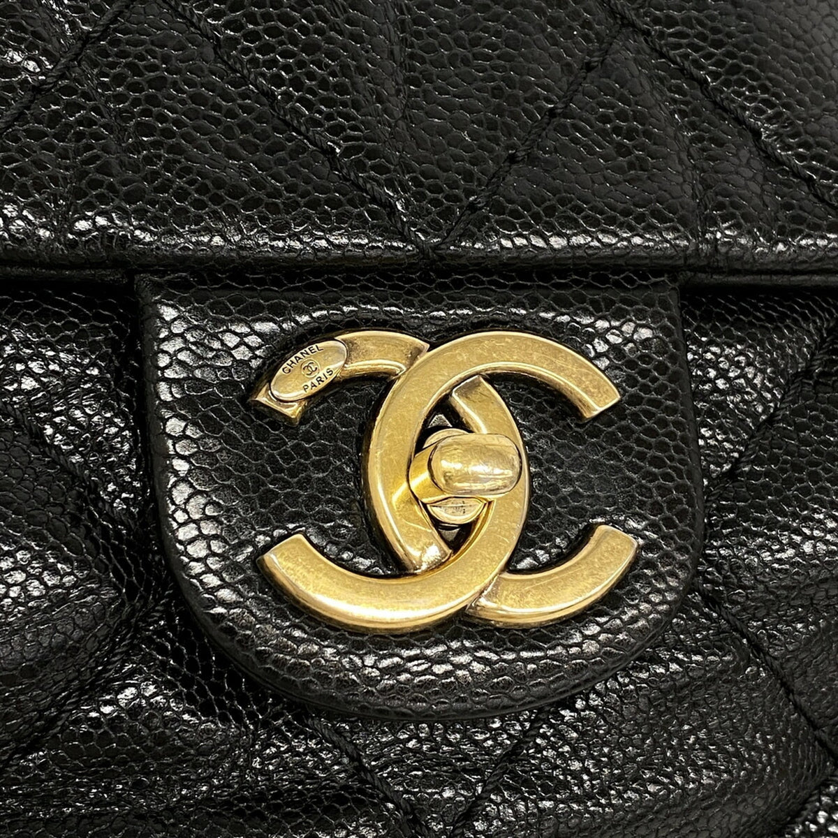 Chanel Black Grained Calfskin Shoulder Bag (Pre-Owned)