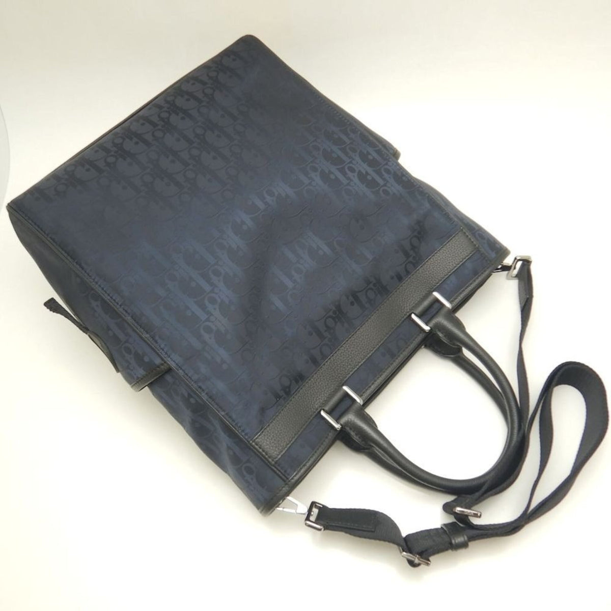 Christian Dior Navy Nylon Tote Bag (Pre-Owned)