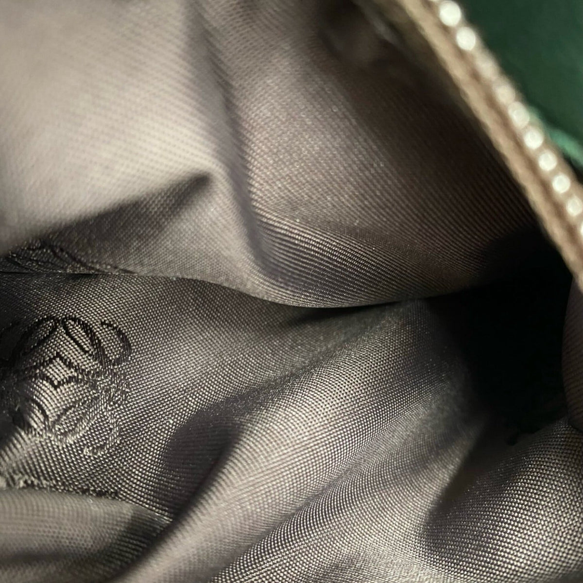 Loewe Green Leather Handbag Tote Bag (Pre-Owned)