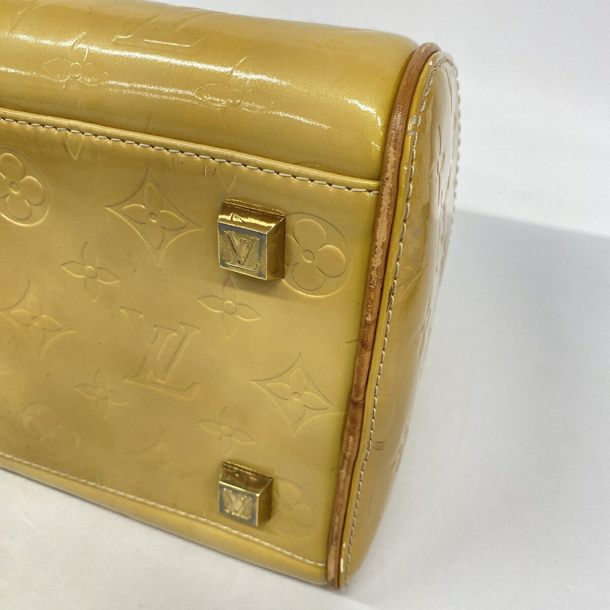Louis Vuitton Beige Handbag (Pre-Owned)