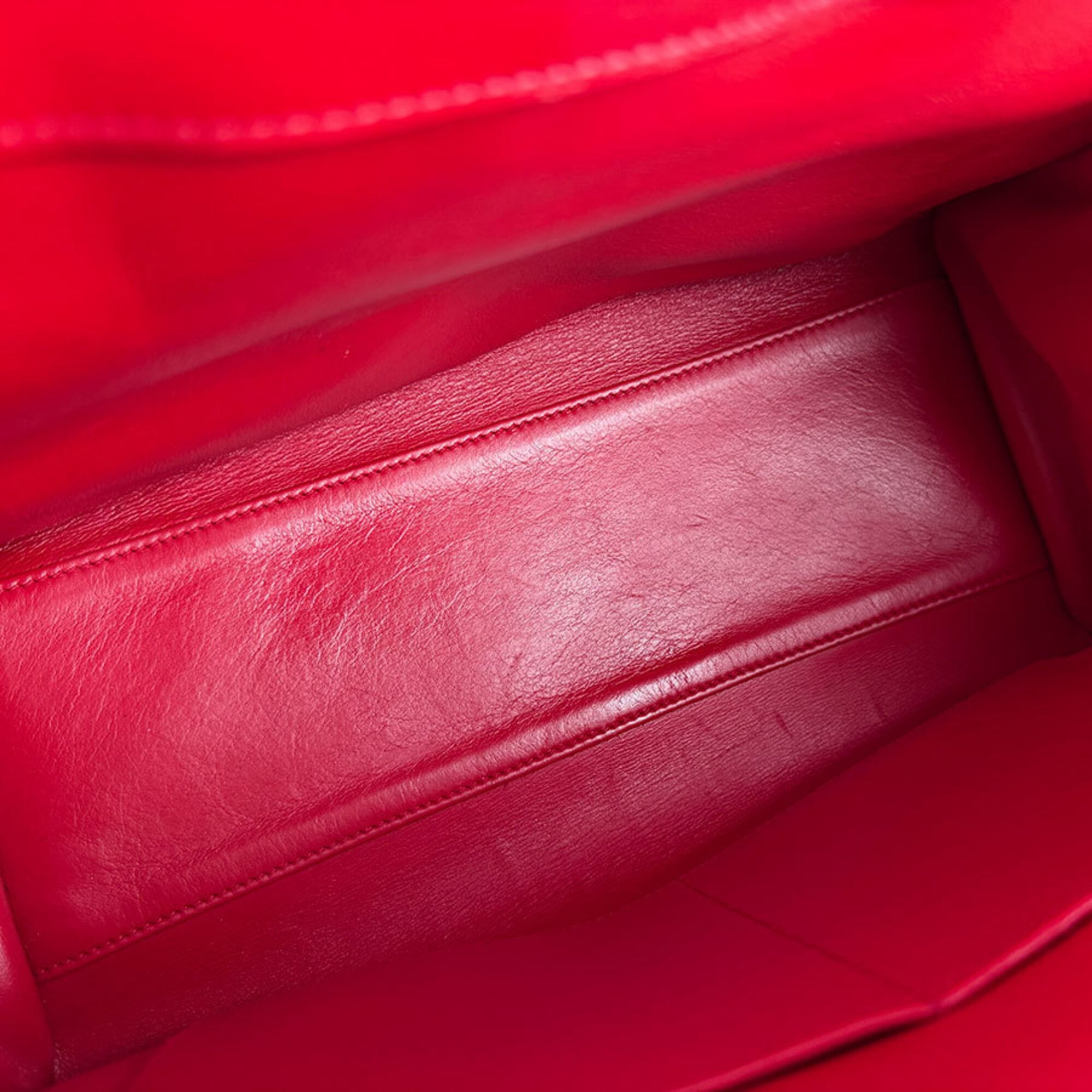 Louis Vuitton Red Color Leather Handbag Shoulder Bag (Pre-Owned)