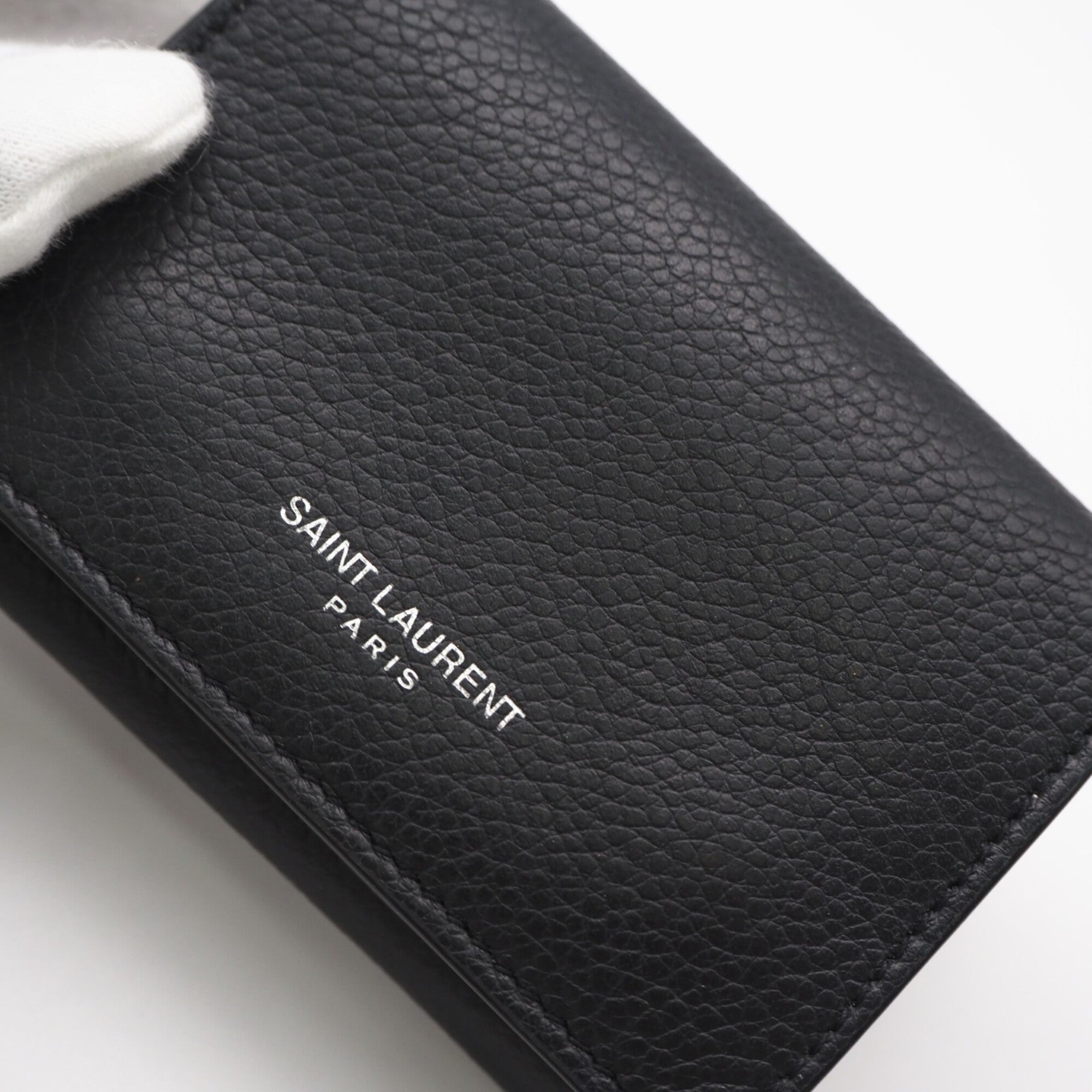 Yves Saint Laurent Black Leather Wallet (Tri-Fold) (Pre-Owned)