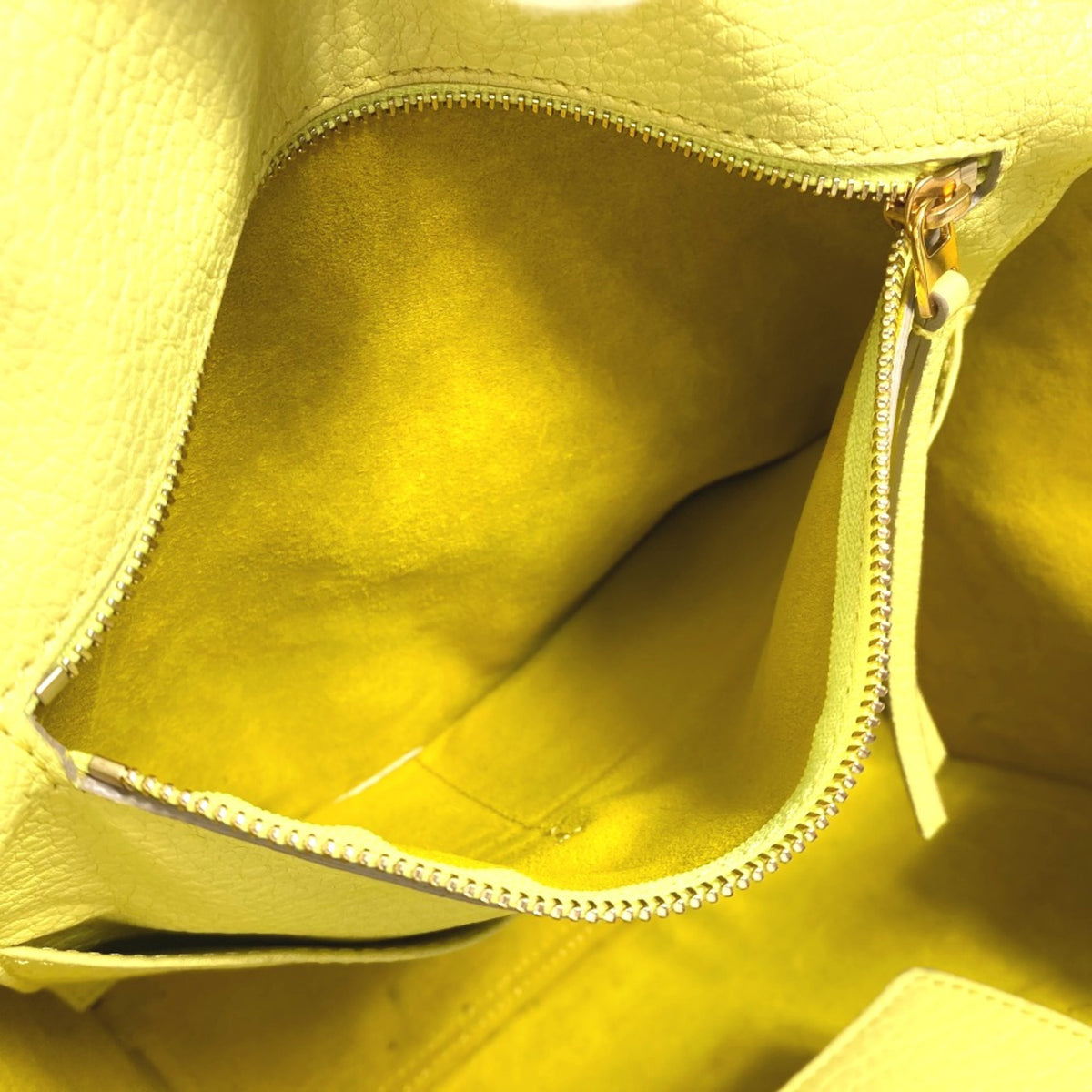Celine Yellow Leather Handbag (Pre-Owned)