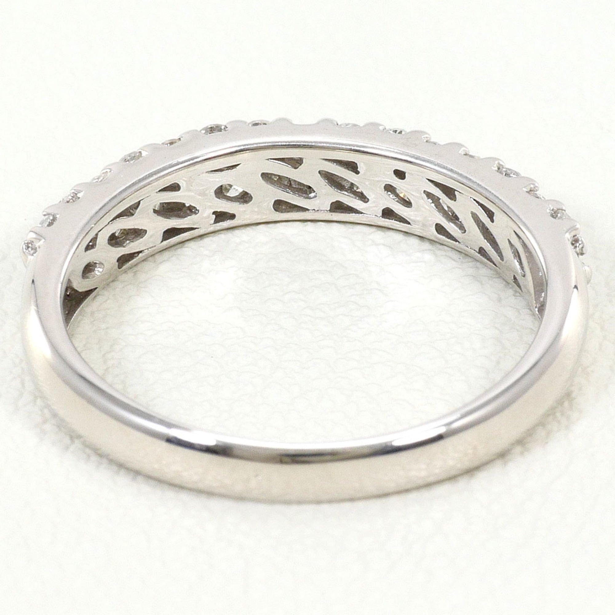 Unbranded White Gold White Gold (14K) Band Ring (Pre-Owned)
