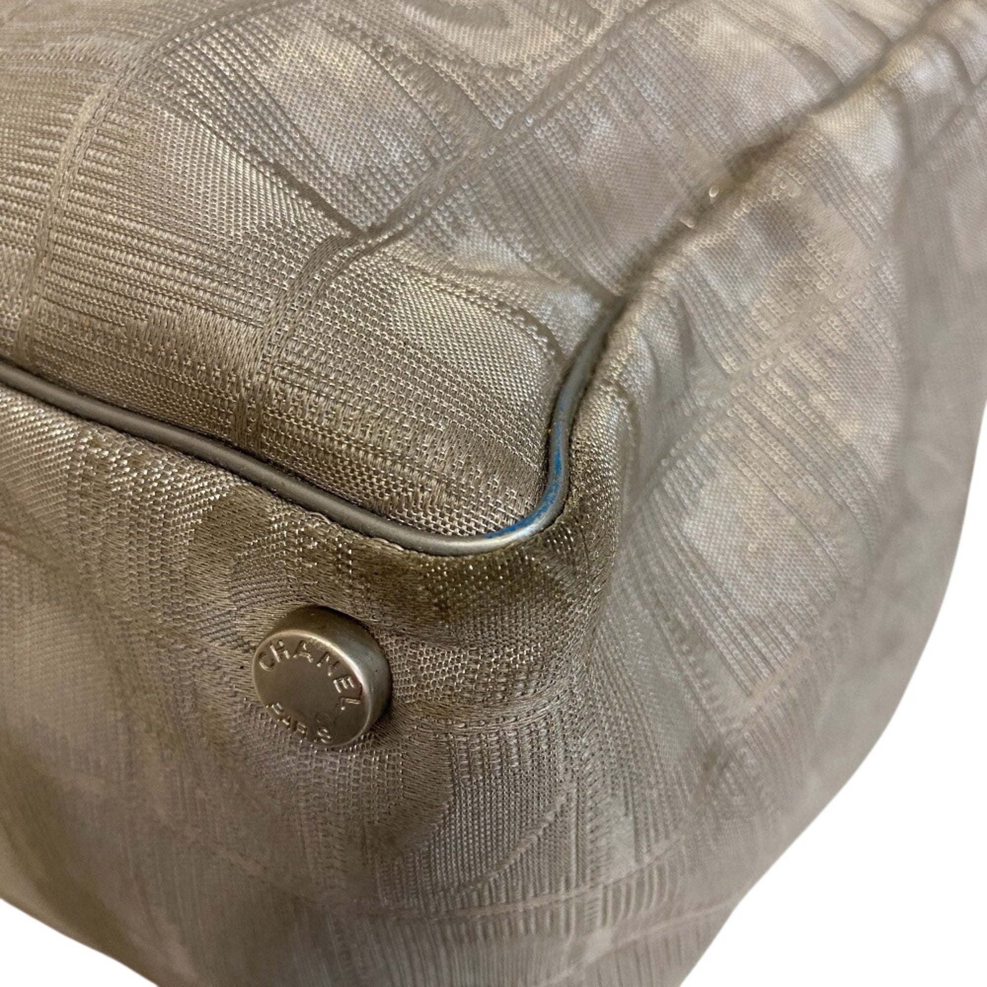 Chanel Silver Canvas Tote Bag (Pre-Owned)