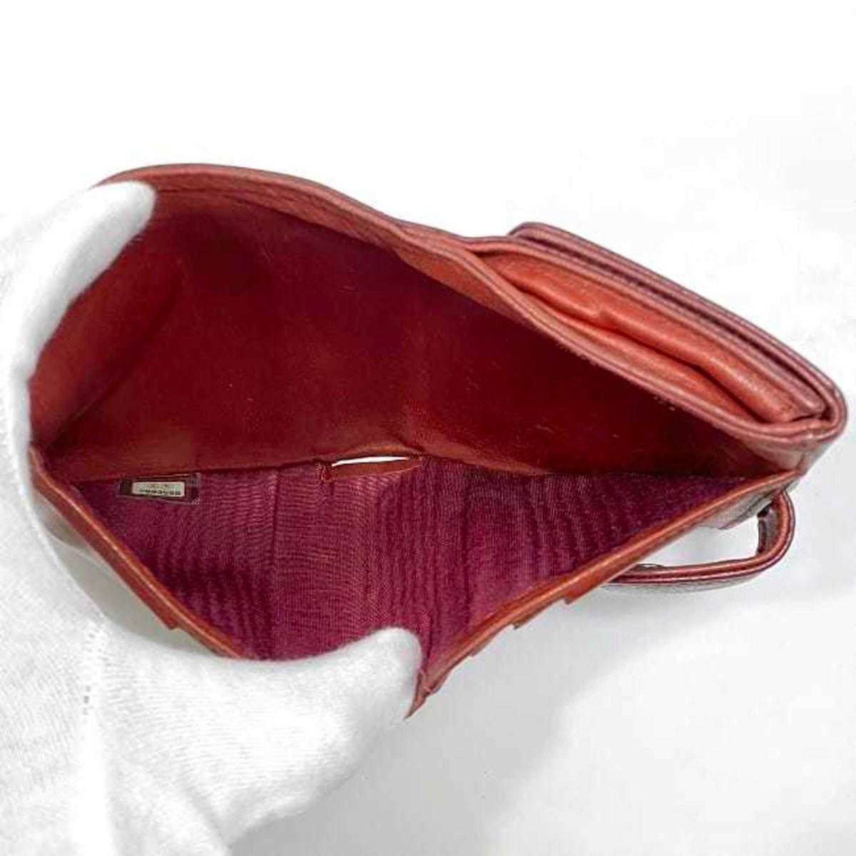Chanel Red Color Grained Calfskin Leather Wallet (Bi-Fold) (Pre-Owned)