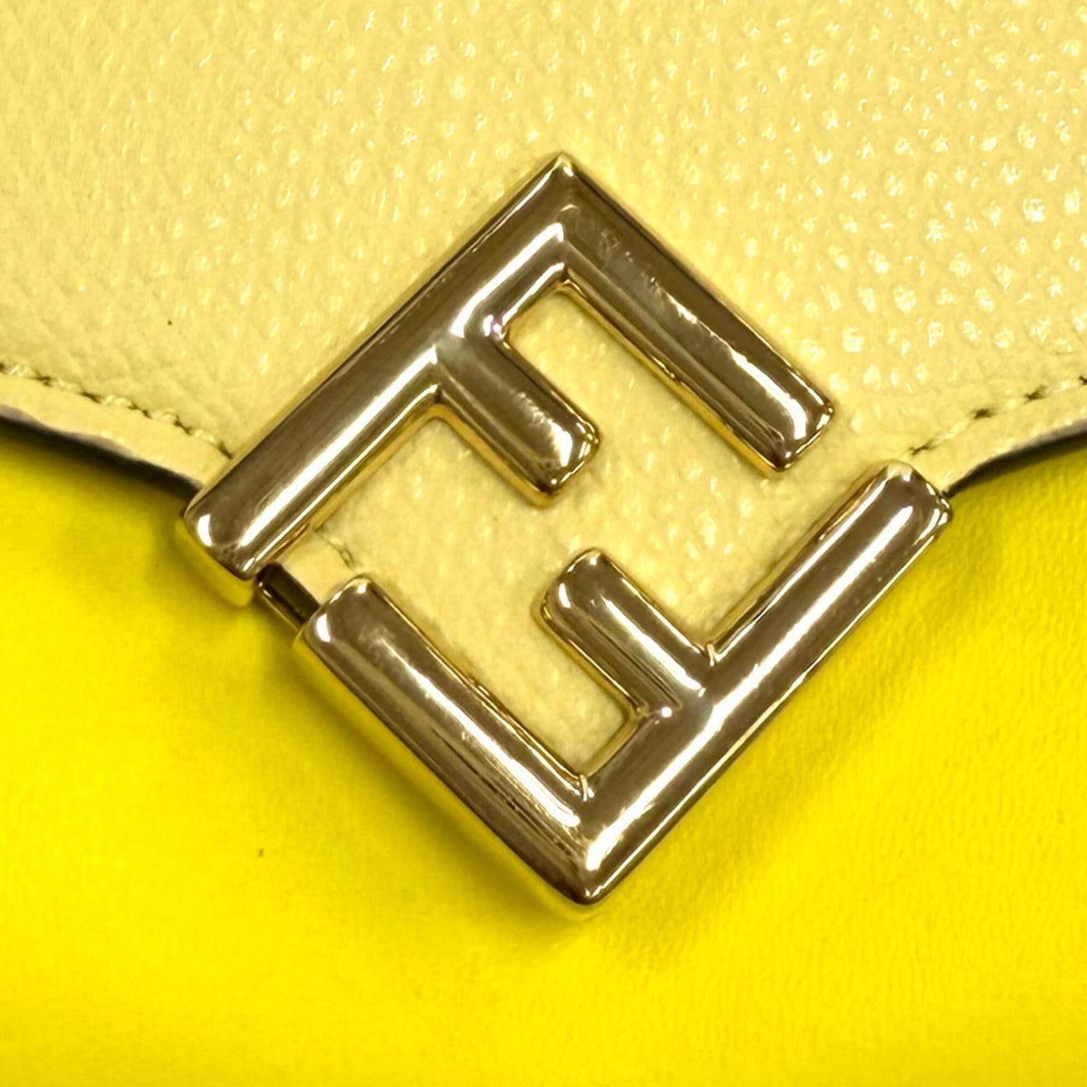 Fendi Yellow Leather Long Wallet (Bi-Fold) (Pre-Owned)