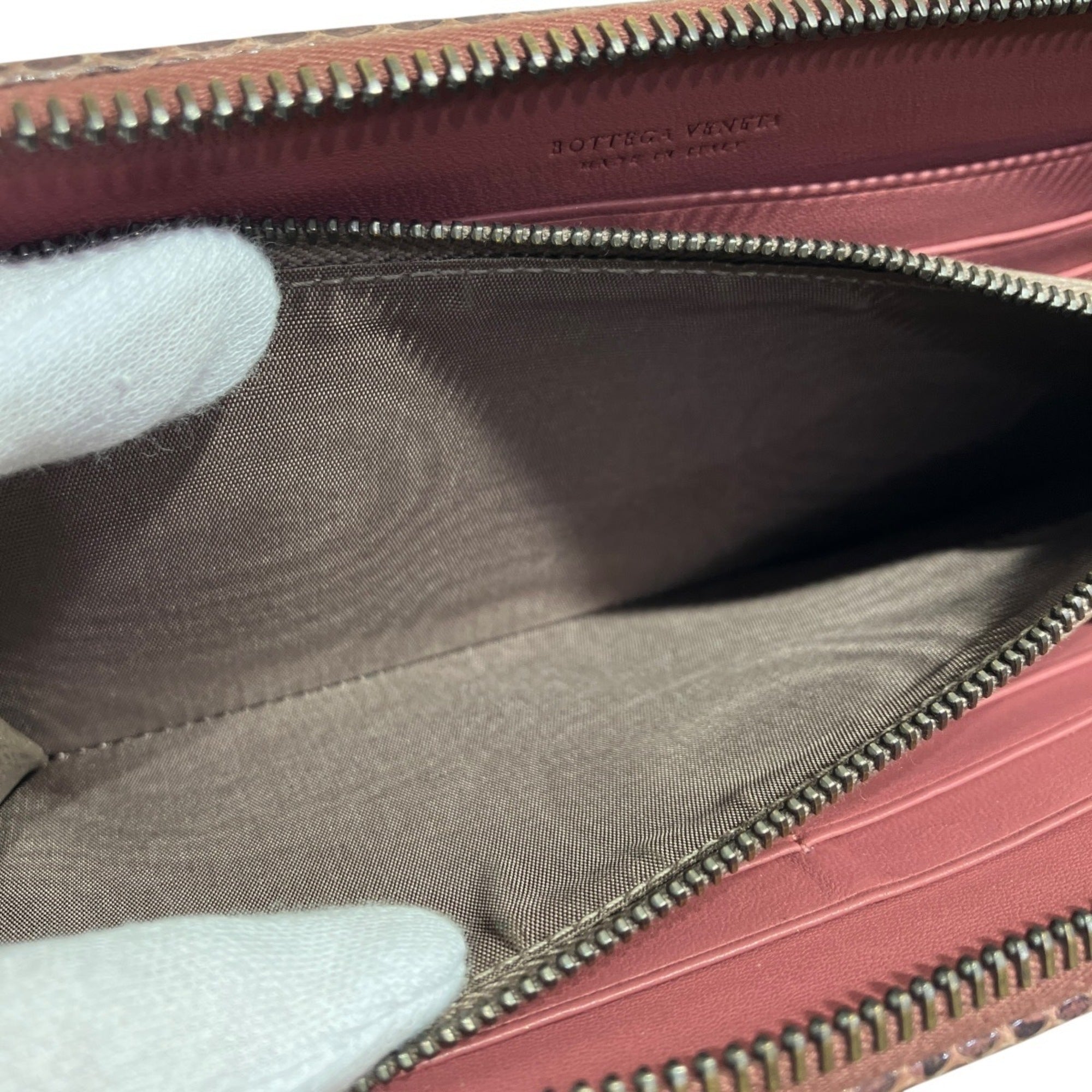 Bottega Veneta Pink Leather Long Wallet (Bi-Fold) (Pre-Owned)