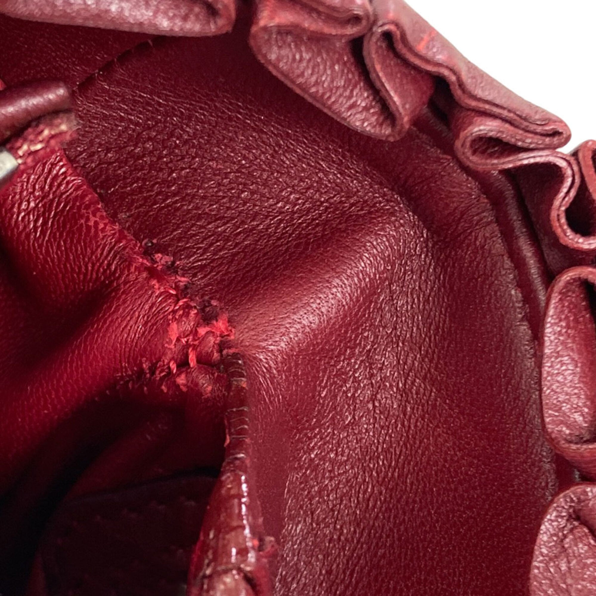 Christian Dior Lady Dior Red Color Leather Handbag (Pre-Owned)