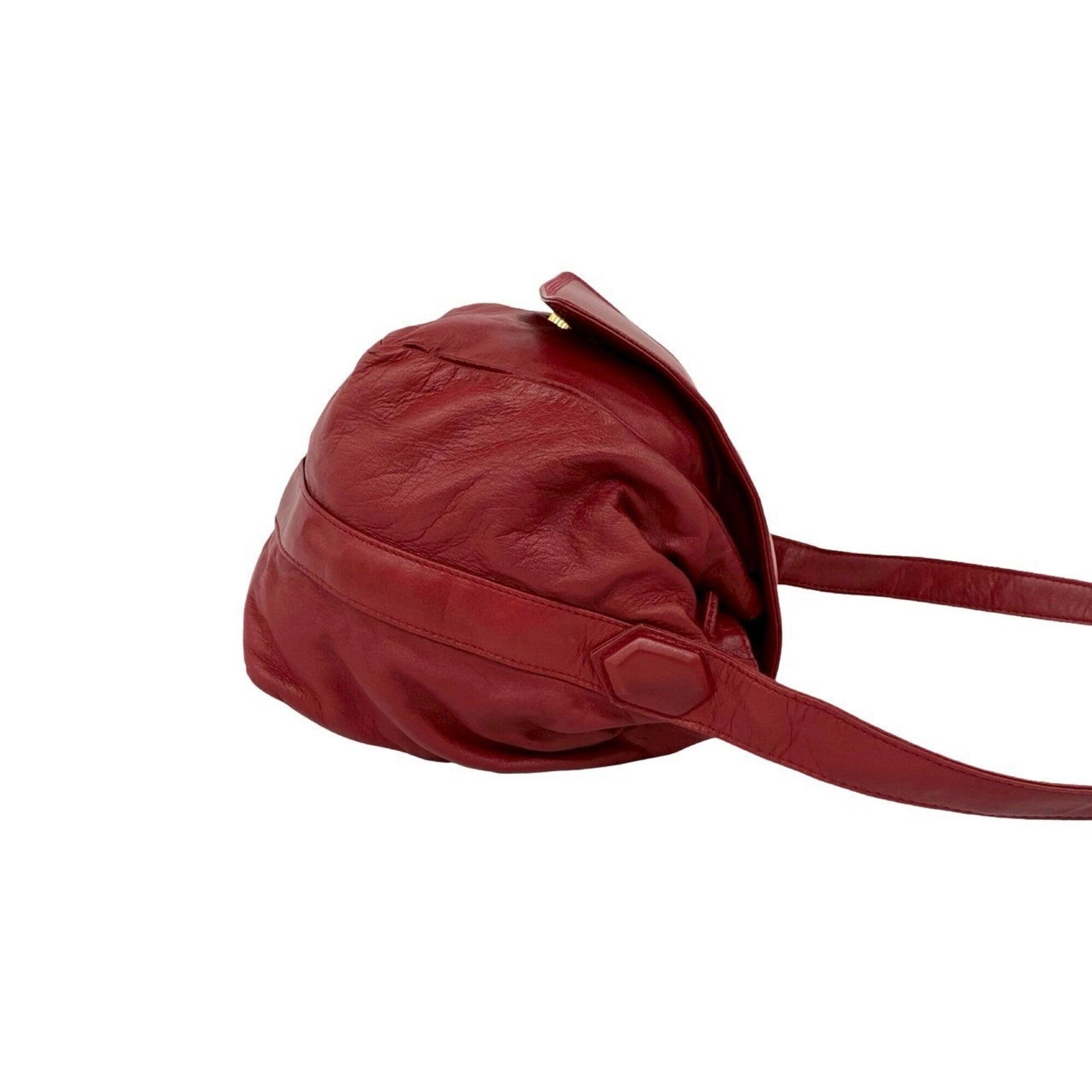 Loewe Red Color Leather Pochette Shoulder Bag (Pre-Owned)