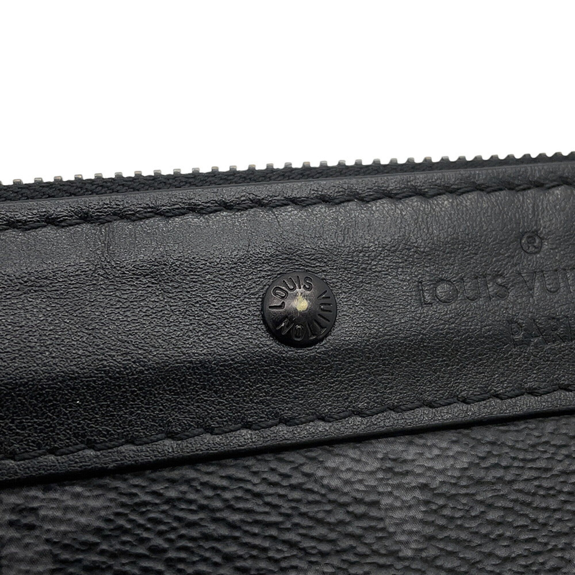 Louis Vuitton Black Monogram Eclipse Noir Monogram Eclipse Clutch Bag Handbag Pochette (Pre-Owned)