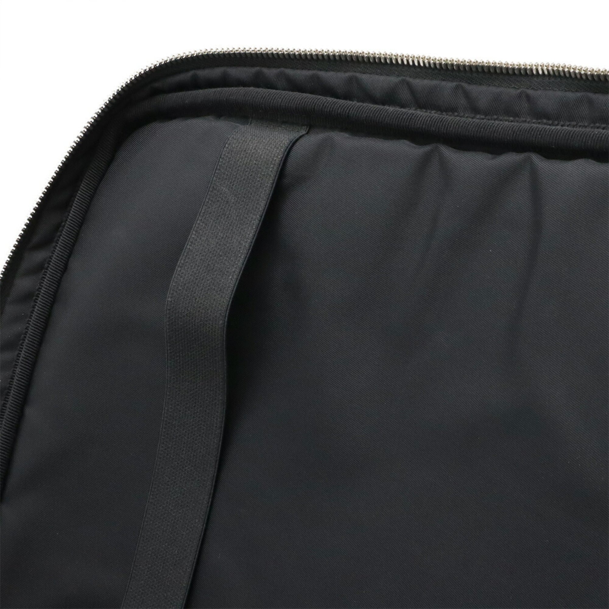 Gucci Black Rubber Leather Laptop Bag (Pre-Owned)