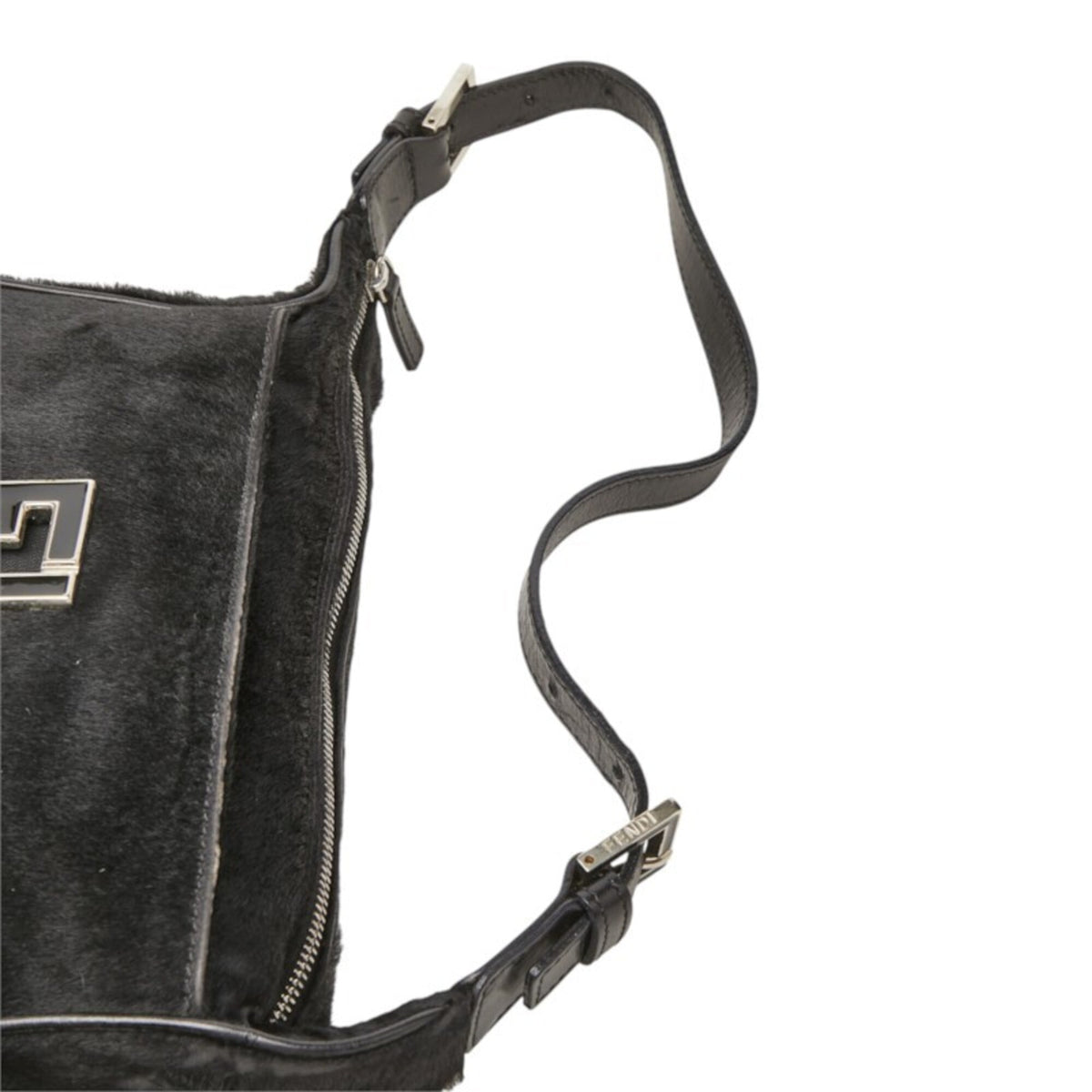 Fendi Black Leather Shoulder Bag (Pre-Owned)