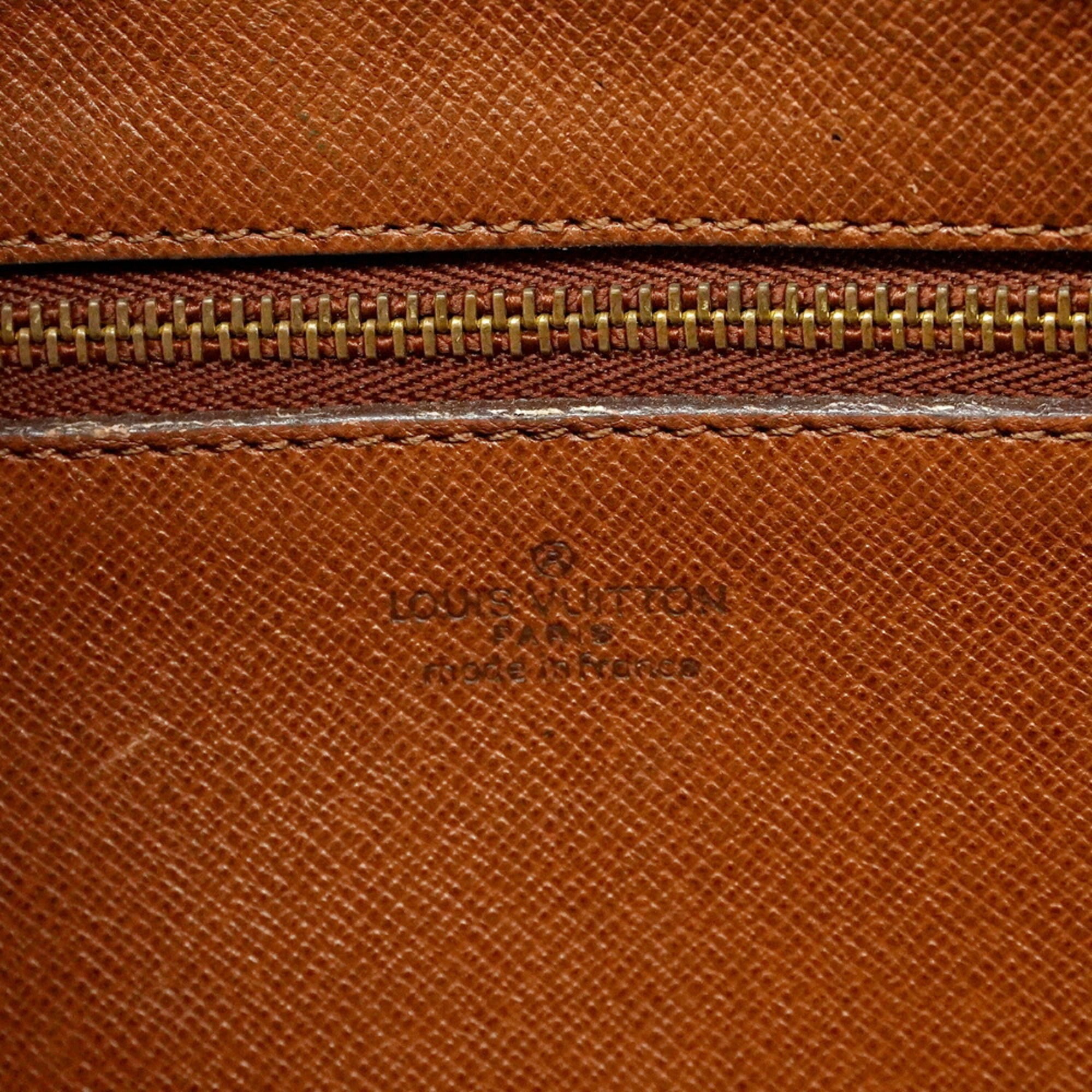 Louis Vuitton Brown Shoulder Bag (Pre-Owned)