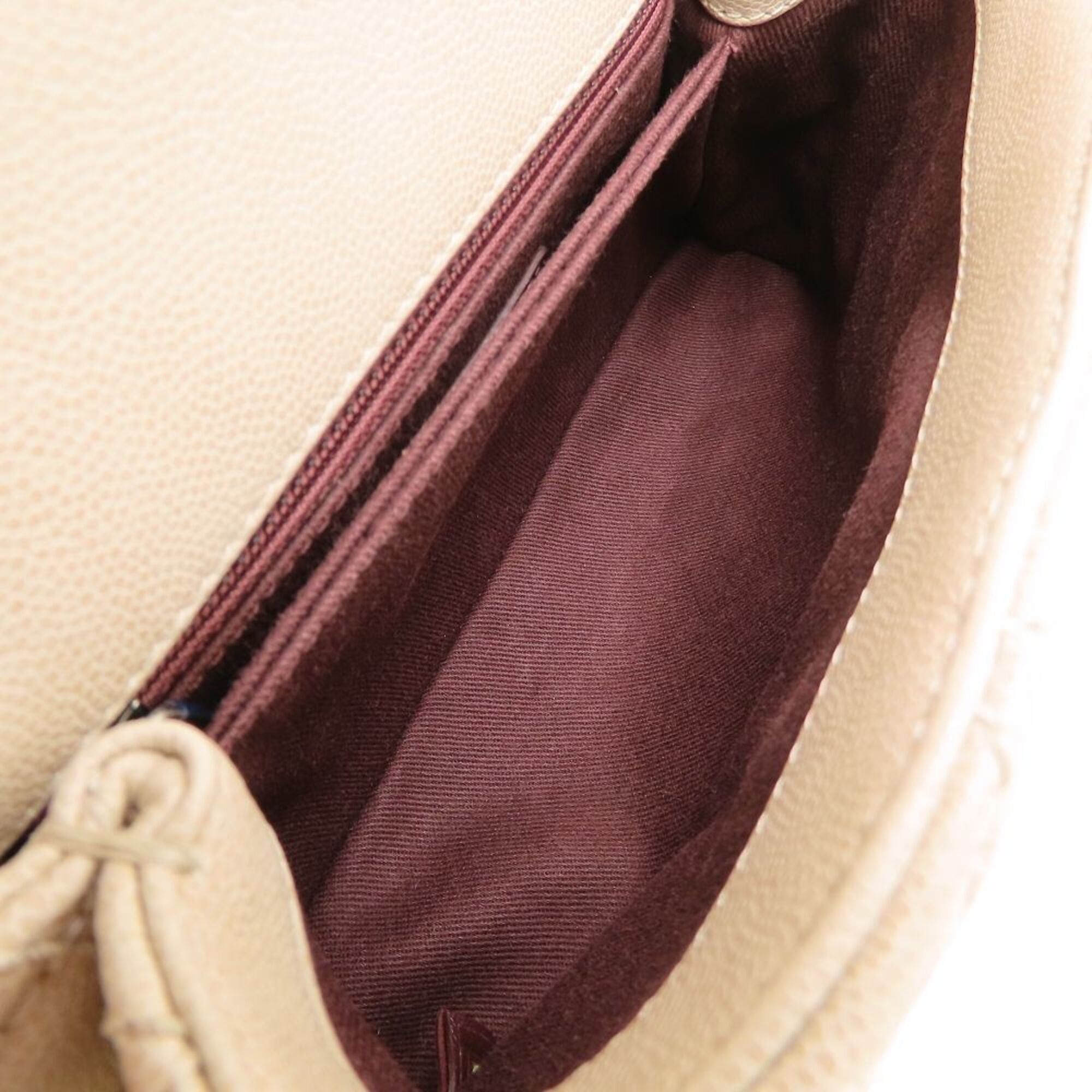 Chanel Matelasse Beige Grained Calfskin Handbag Shoulder Bag (Pre-Owned)