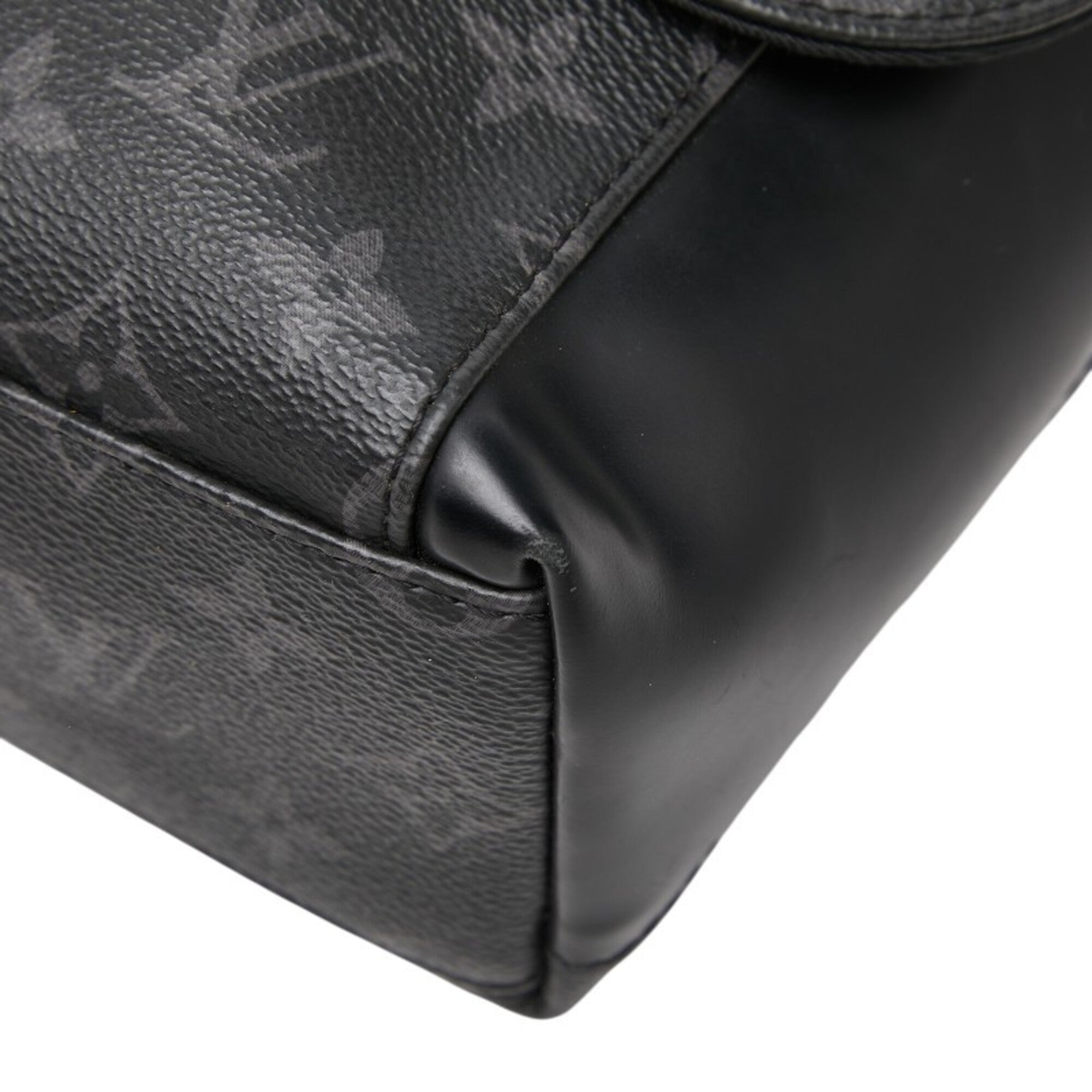 Louis Vuitton Black Pvc Leather Shoulder Bag (Pre-Owned)