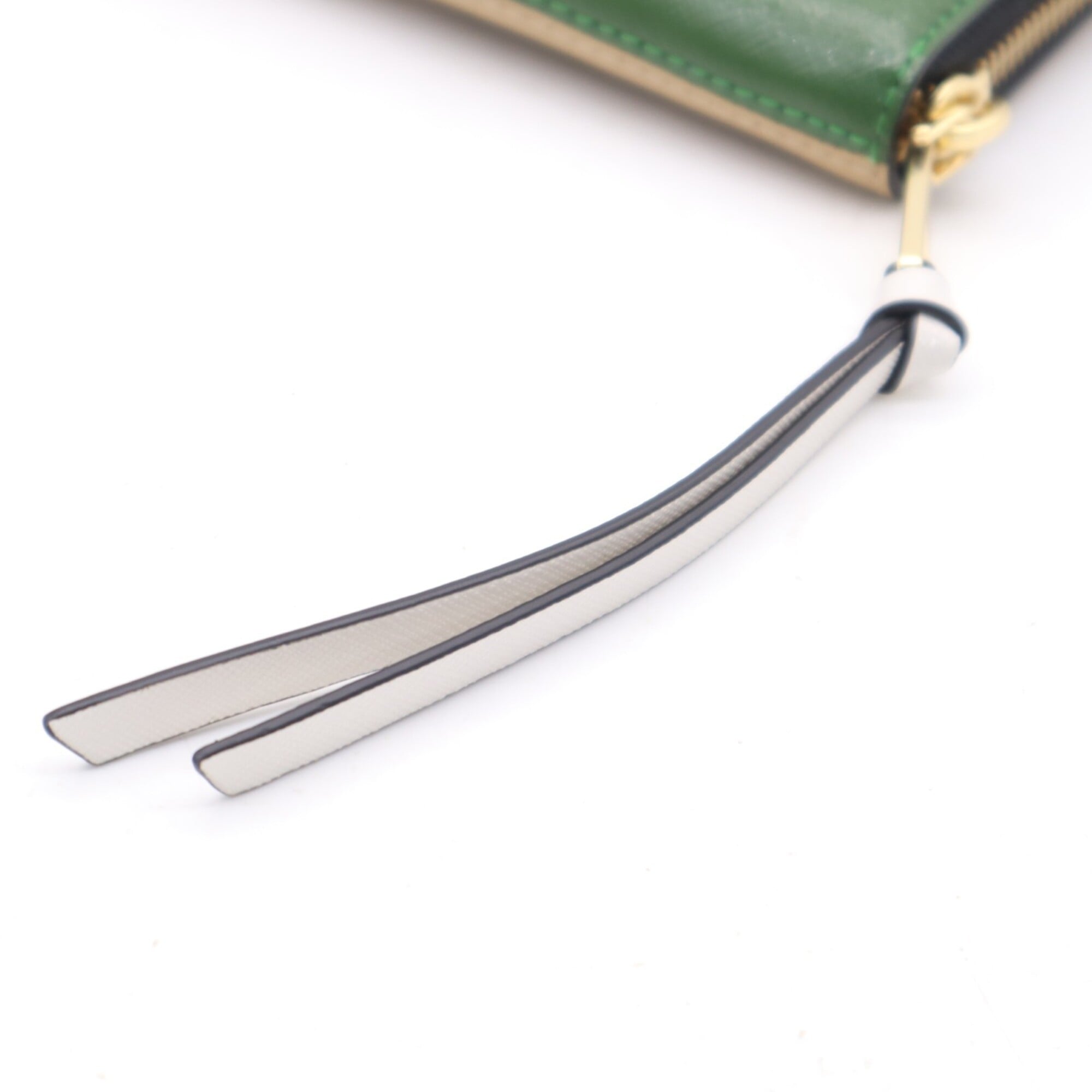 Marc Jacobs Beige Green White Leather Long Wallet (Bi-Fold) (Pre-Owned)