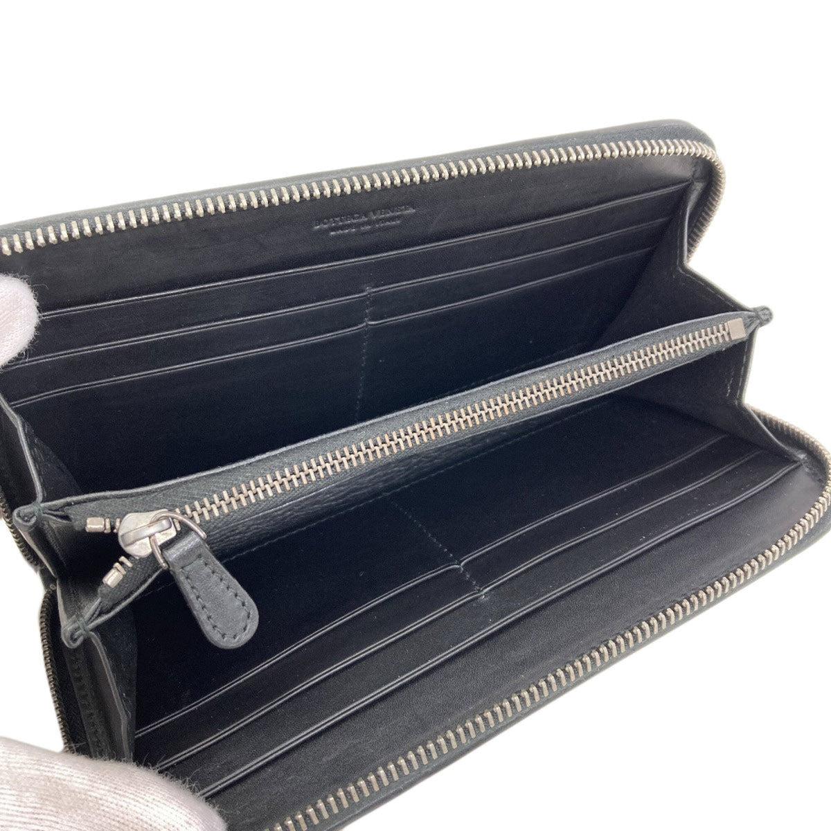 Bottega Veneta Black Leather Long Wallet (Bi-Fold) (Pre-Owned)