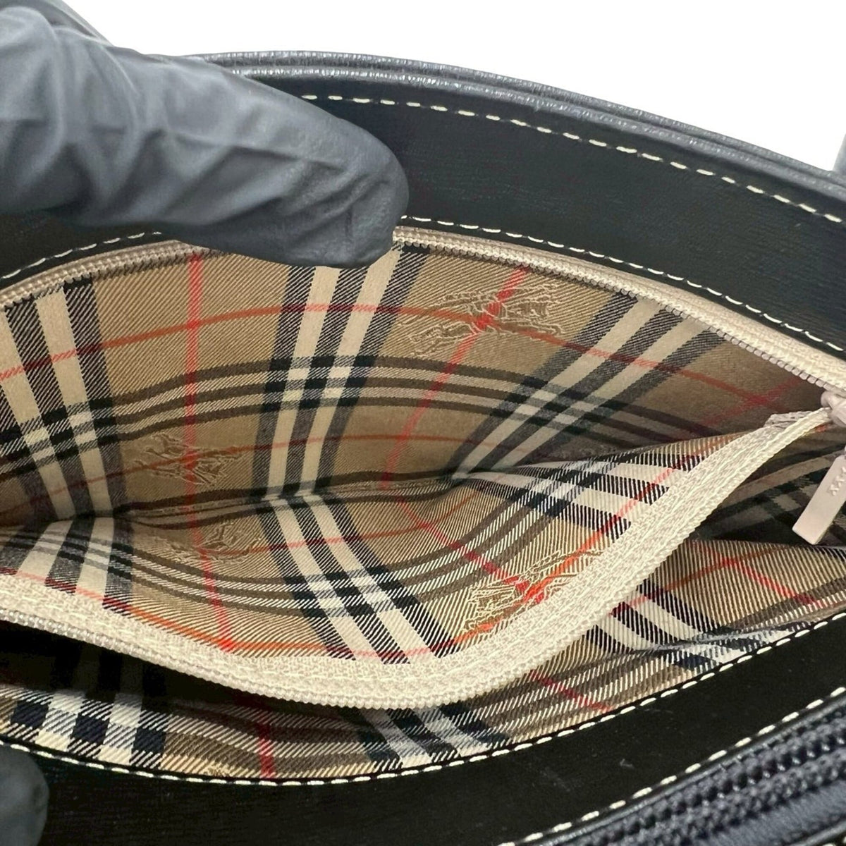 Burberry Black Leather Handbag Tote Bag (Pre-Owned)