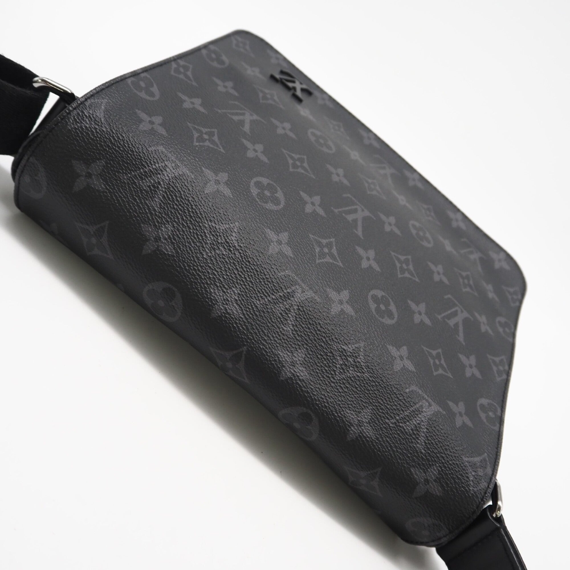 Louis Vuitton Monogram Eclipse Black Gray Coated Canvas Shoulder Bag (Pre-Owned)