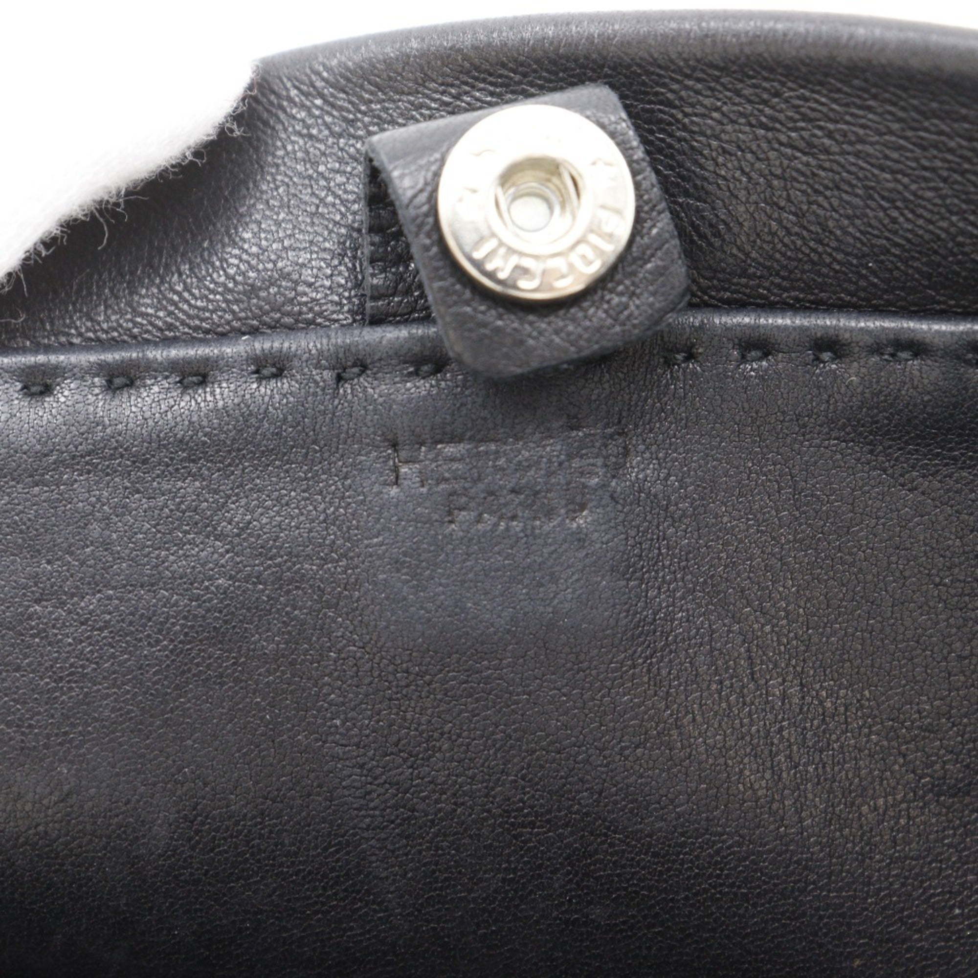 Hermes Black Leather Shoulder Bag (Pre-Owned)