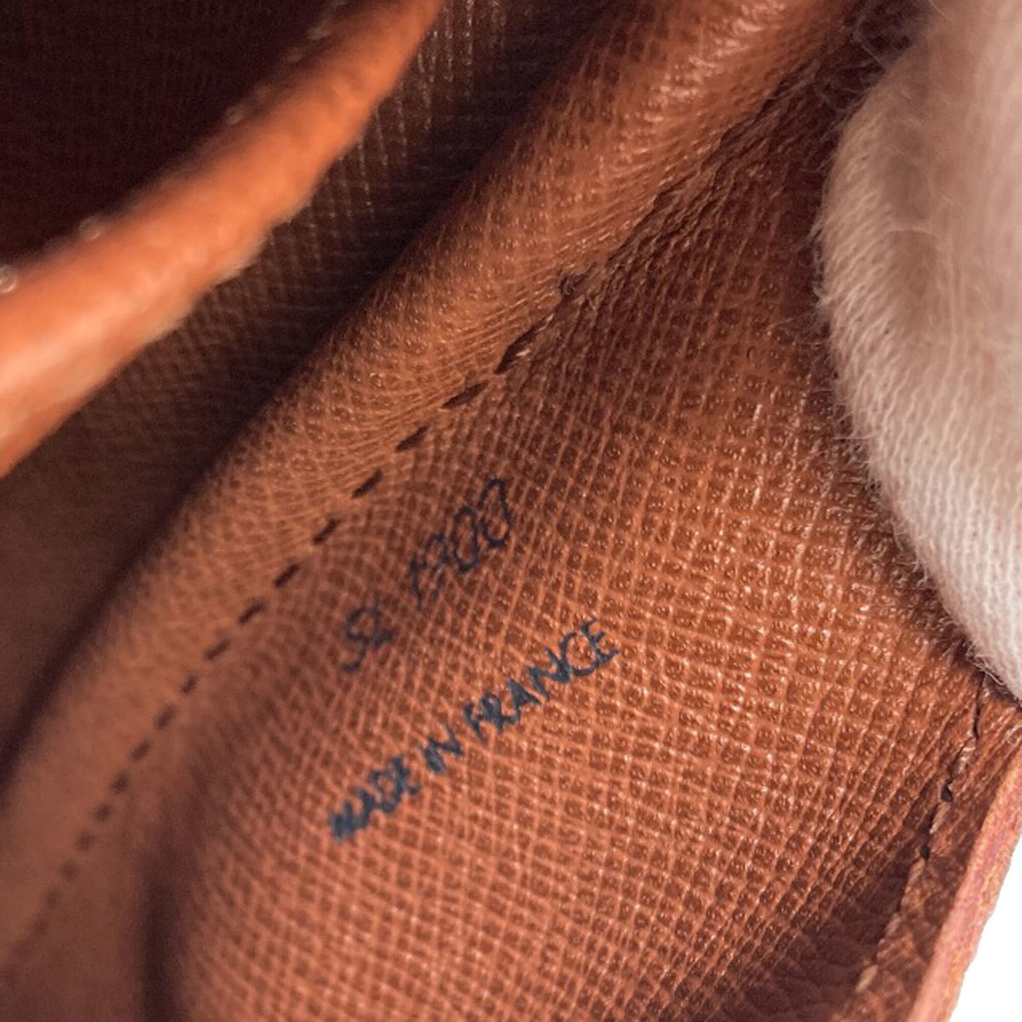 Louis Vuitton Monogram Monogram Monogram Shoulder Bag (Pre-Owned)