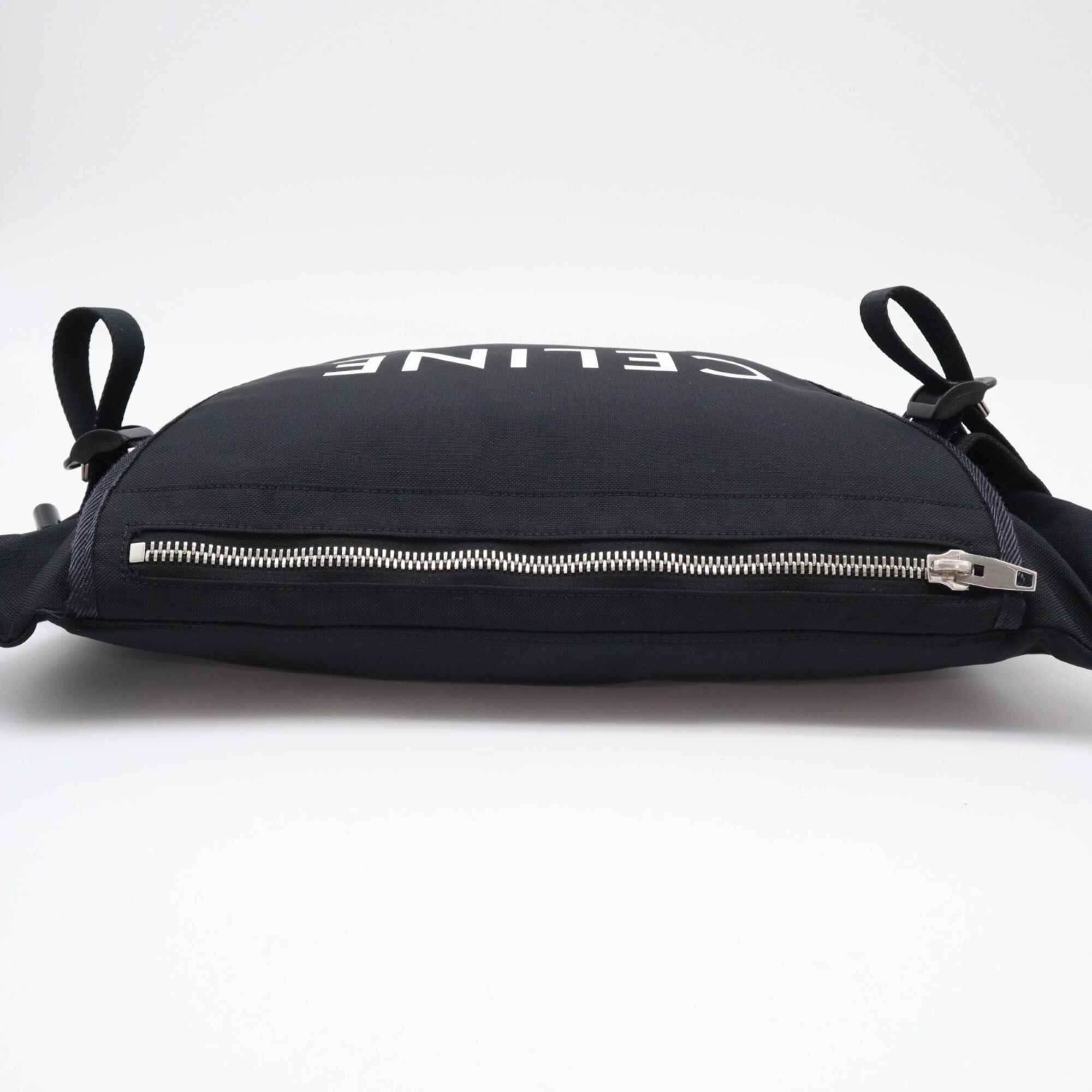 Celine Black Nylon Messenger Bag Shoulder Bag (Pre-Owned)