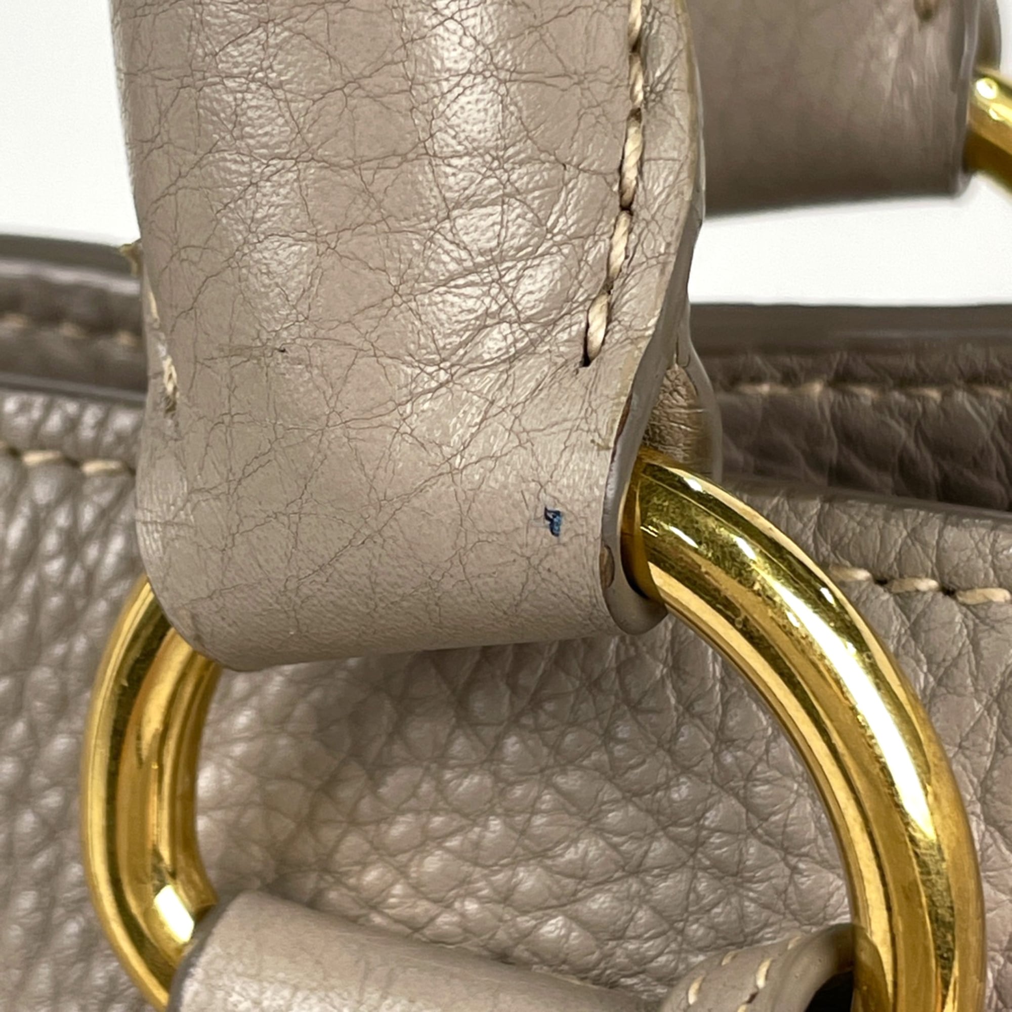 Prada Beige Leather Handbag (Pre-Owned)