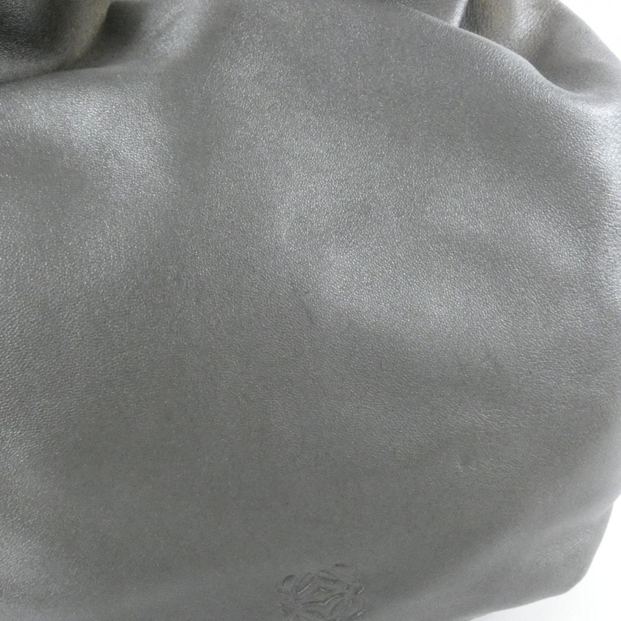 Loewe Silver Leather Shoulder Bag (Pre-Owned)