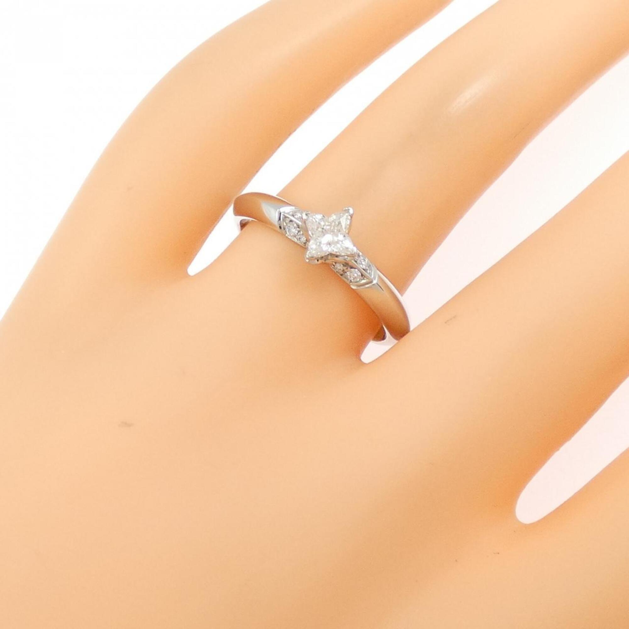 Louis Vuitton Platinum 950 Band Ring (Pre-Owned)