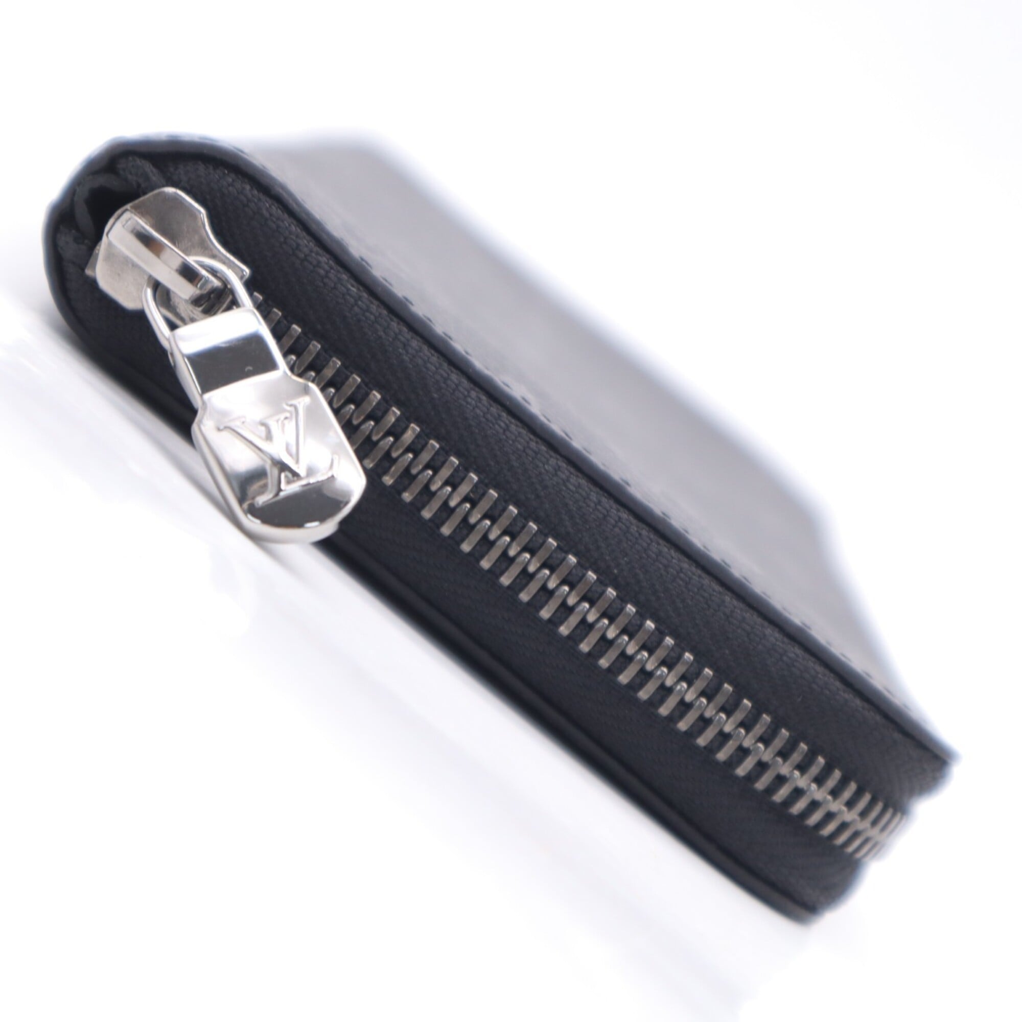 Louis Vuitton Monogram Eclipse Black Gray Monogram Eclipse Coated Canvas Leather Long Wallet (Bi-Fold) (Pre-Owned)
