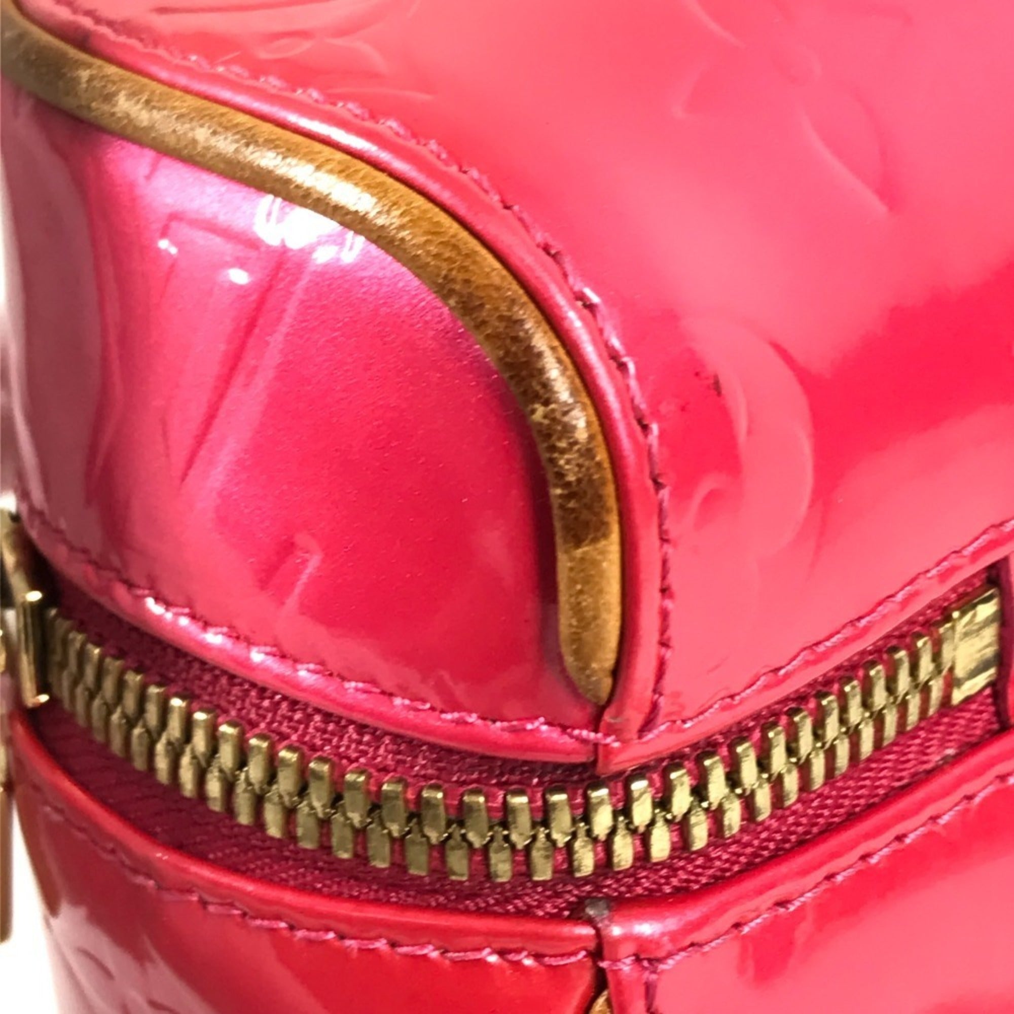 Louis Vuitton Fuchsia Pink Pink Monogram Vernis Pochette Shoulder Bag (Pre-Owned)