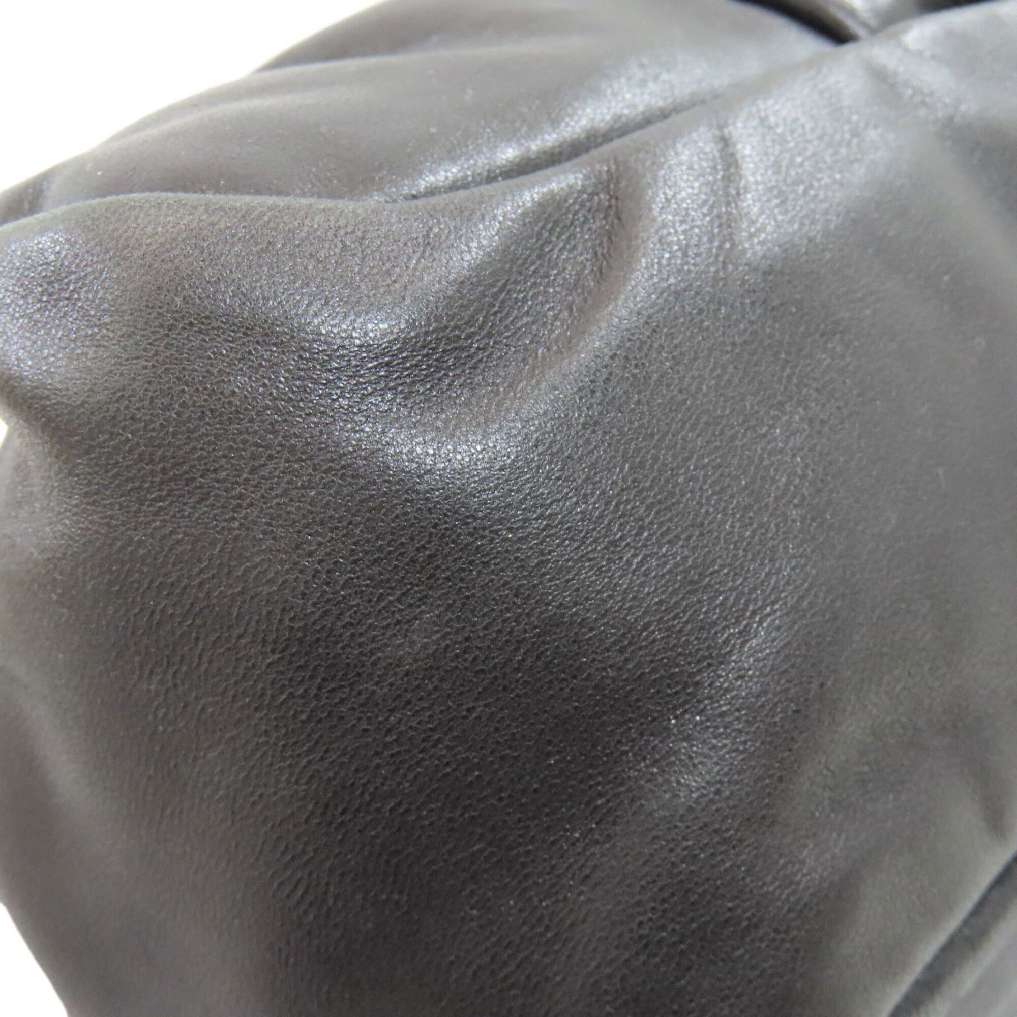 Miu Miu Black Leather Shoulder Bag (Pre-Owned)