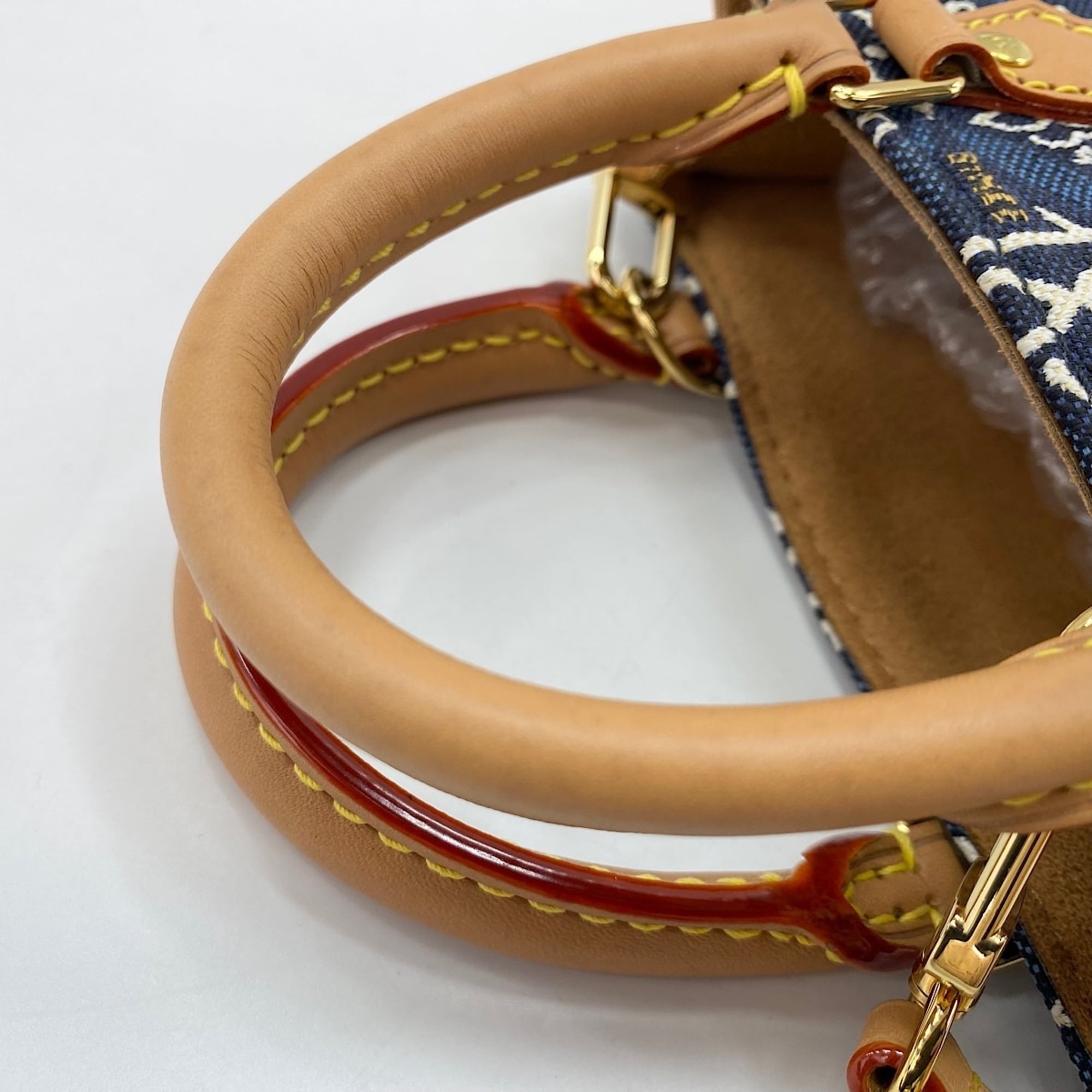 Louis Vuitton Navy Handbag (Pre-Owned)