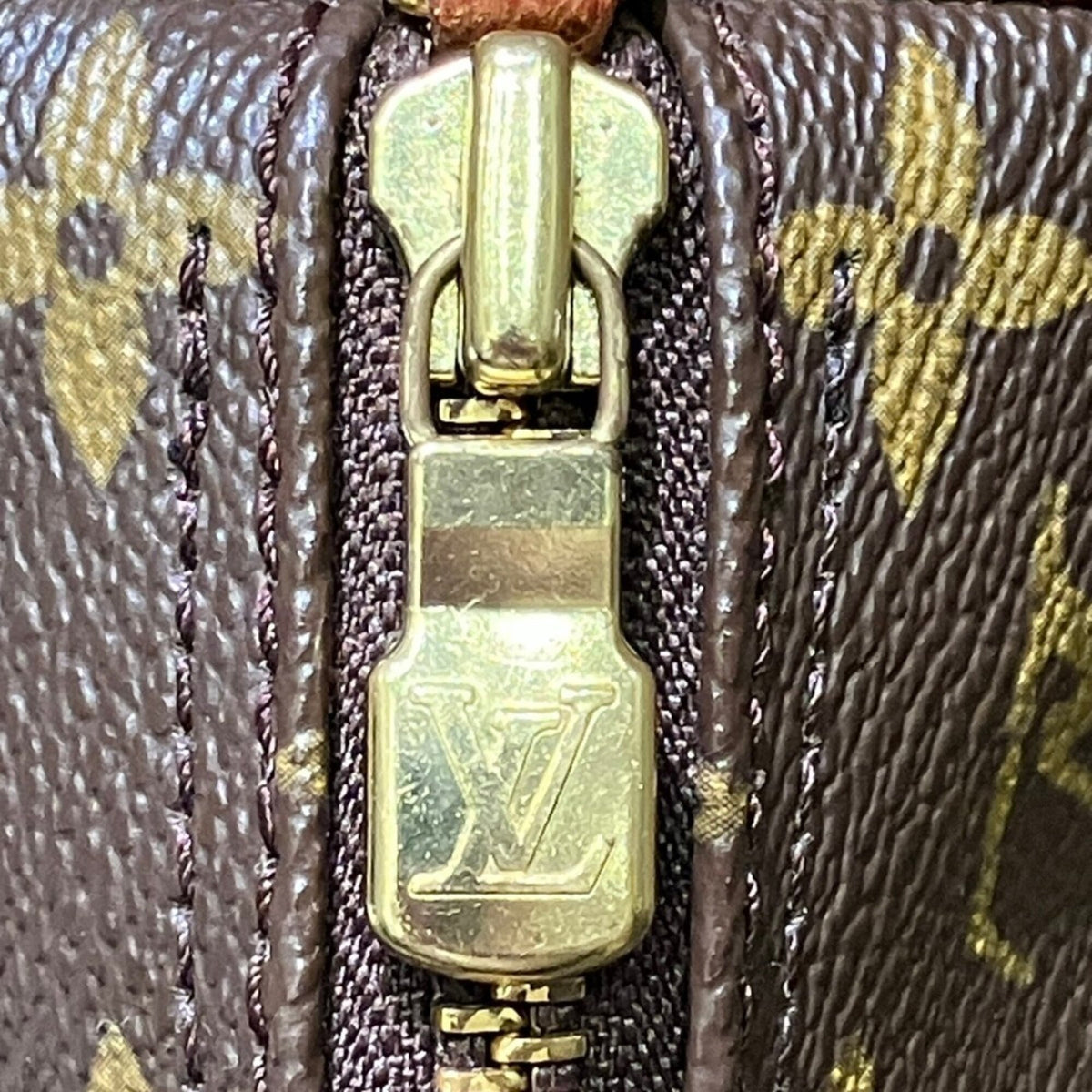 Louis Vuitton Brown Monogram Handbag Pouch (Pre-Owned)