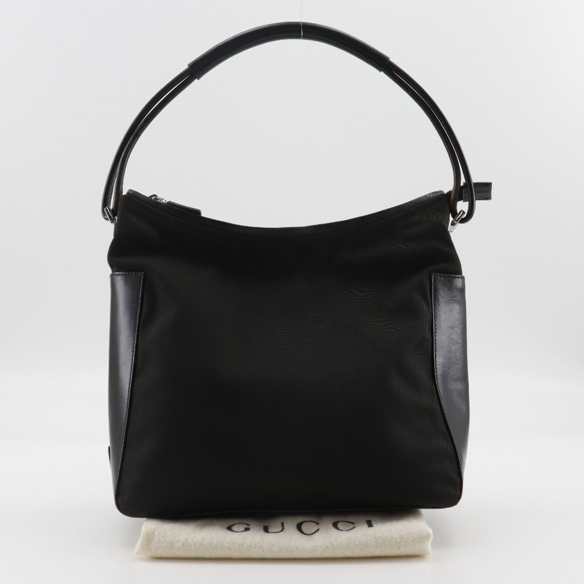 Gucci Black Nylon Canvas Shoulder Bag (Pre-Owned)