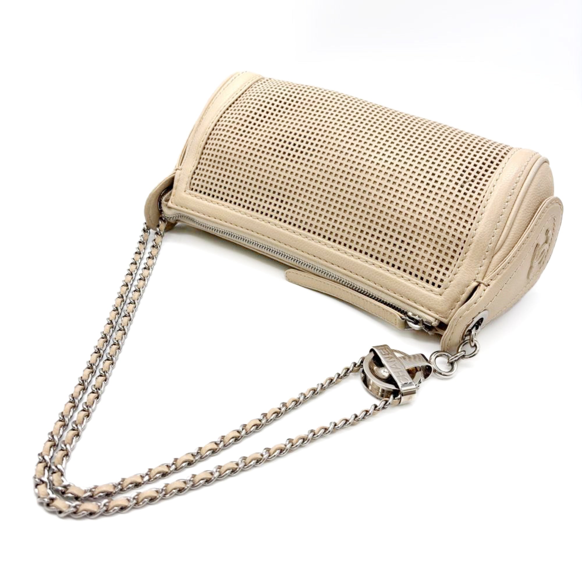 Chanel Beige Grained Calfskin Shoulder Bag (Pre-Owned)