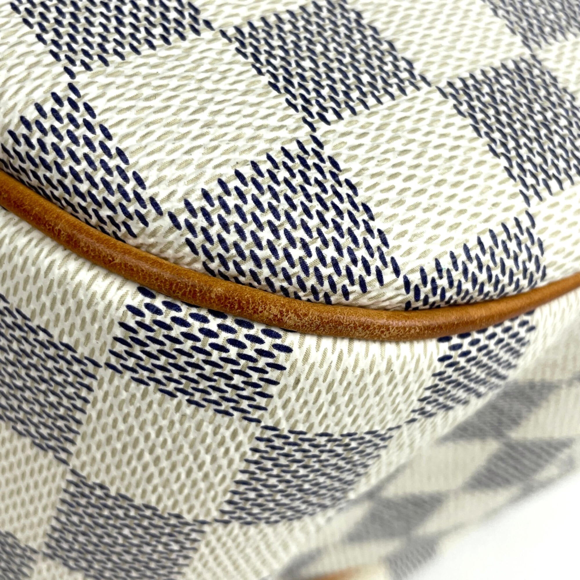 Louis Vuitton White Damier Azur Shoulder Bag (Pre-Owned)