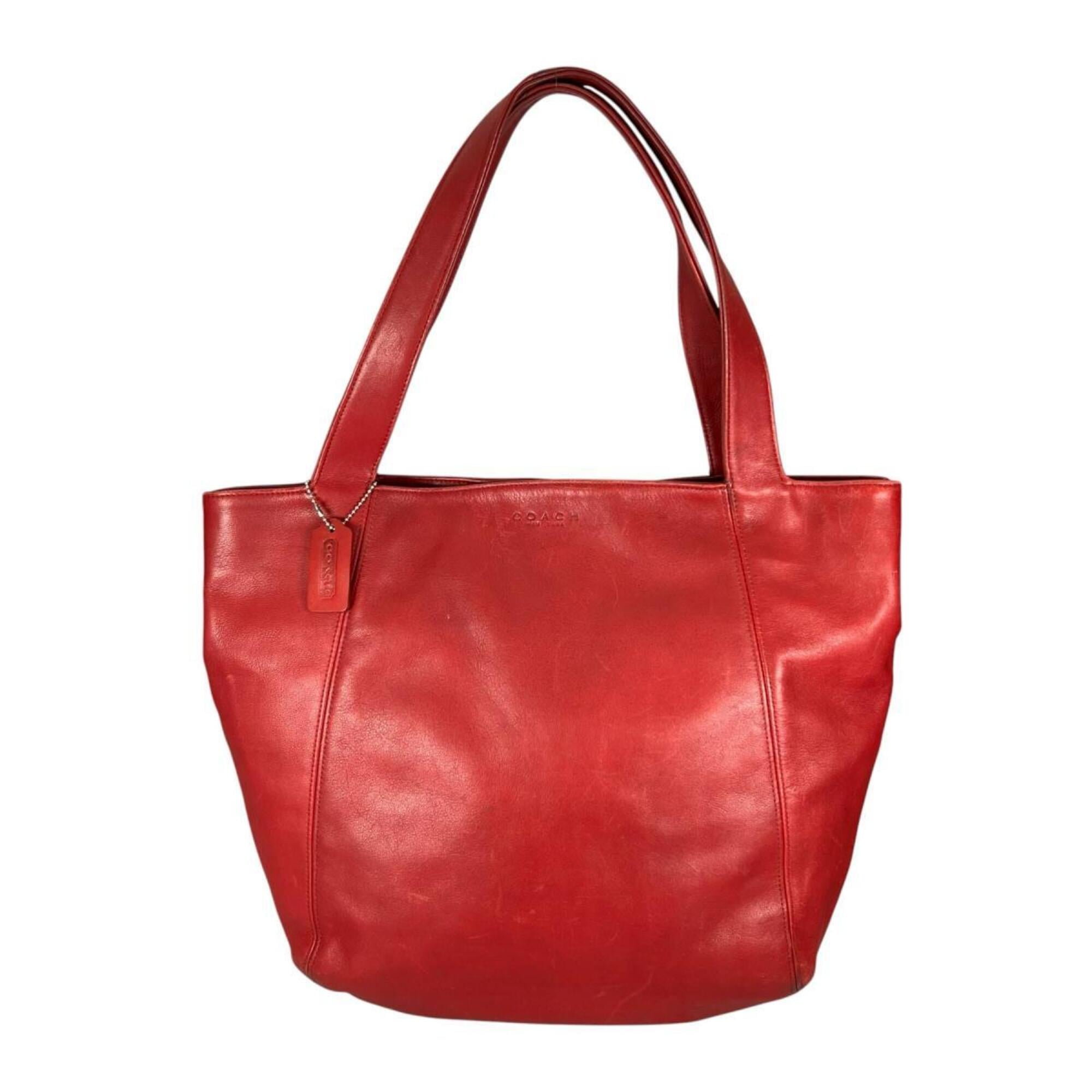 Coach Red Color Leather Handbag Tote Bag (Pre-Owned)