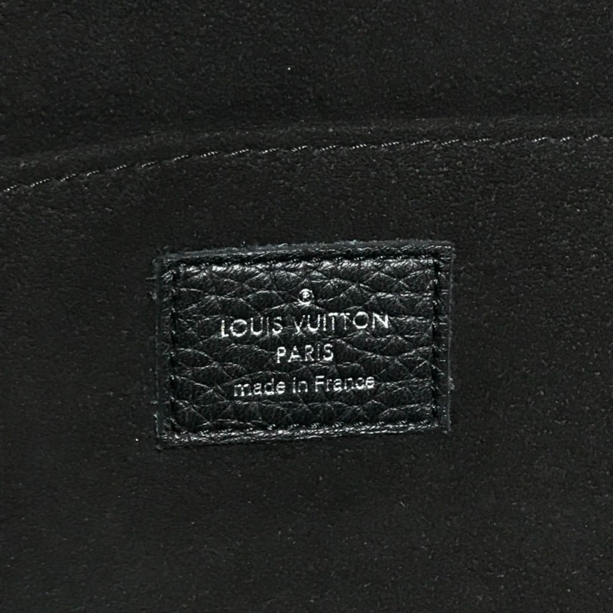 Louis Vuitton Black Noir Leather Clutch Bag Pochette (Pre-Owned)