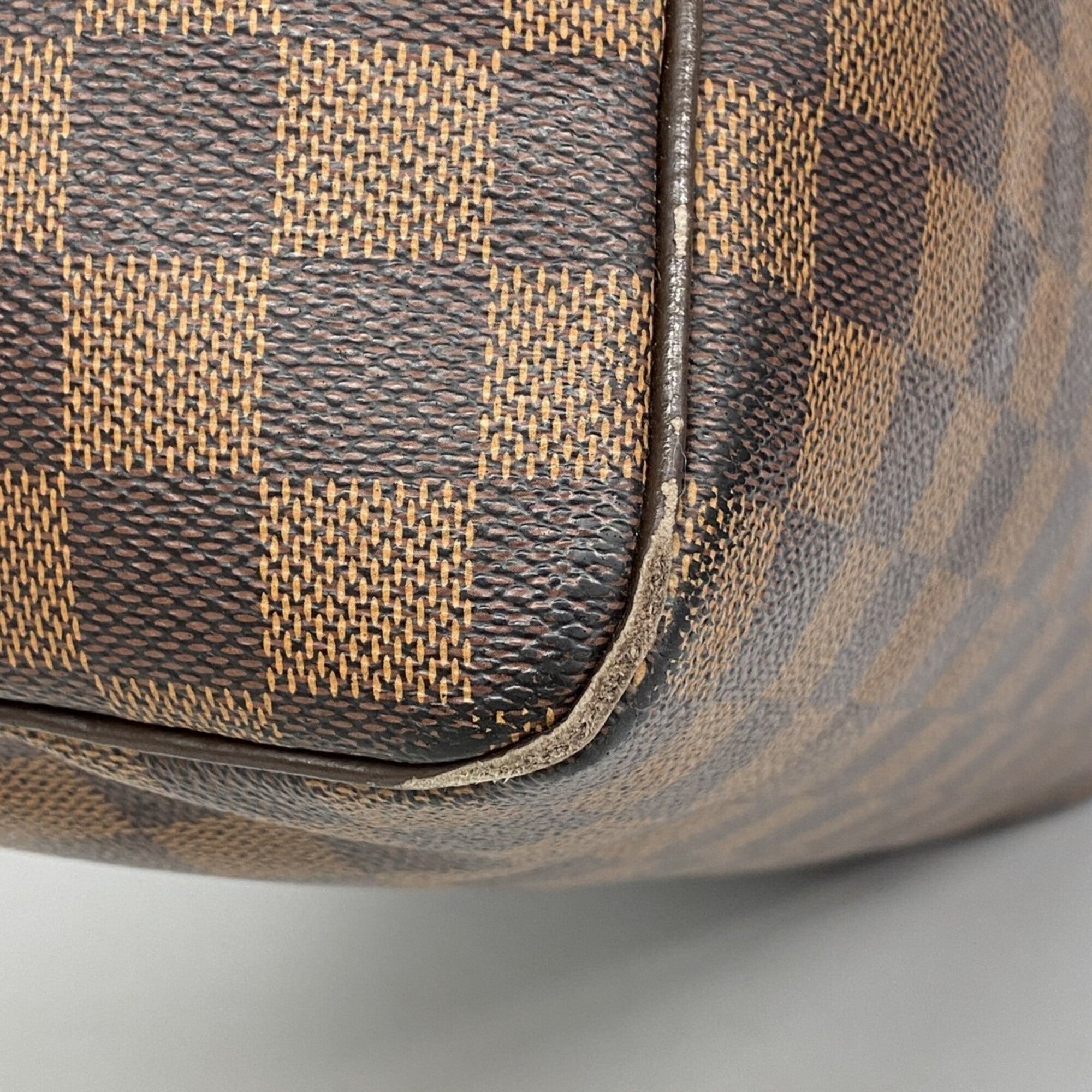 Louis Vuitton Ebene Handbag (Pre-Owned)