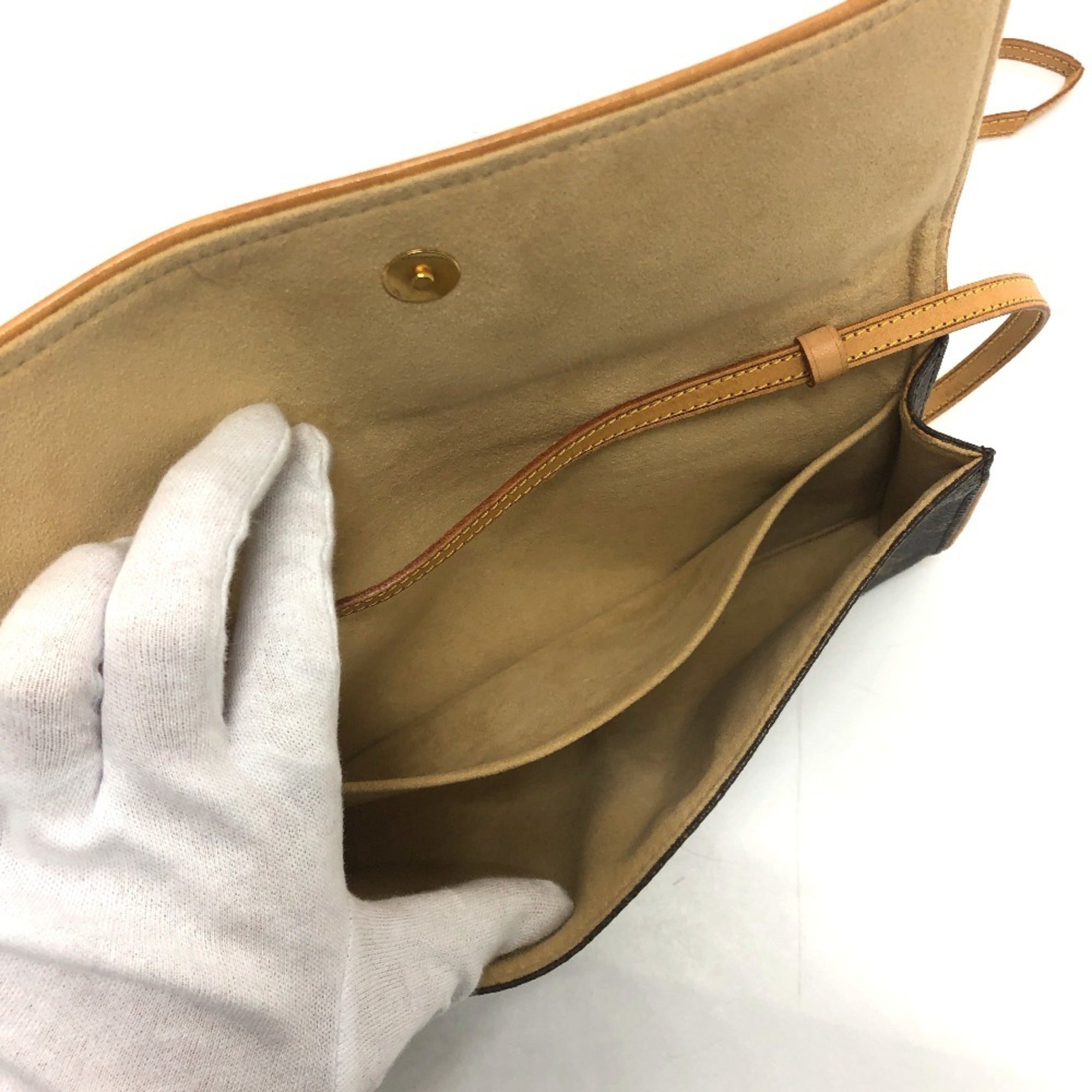 Louis Vuitton Brown Monogram Monogram Clutch Bag Pochette Shoulder Bag (Pre-Owned)