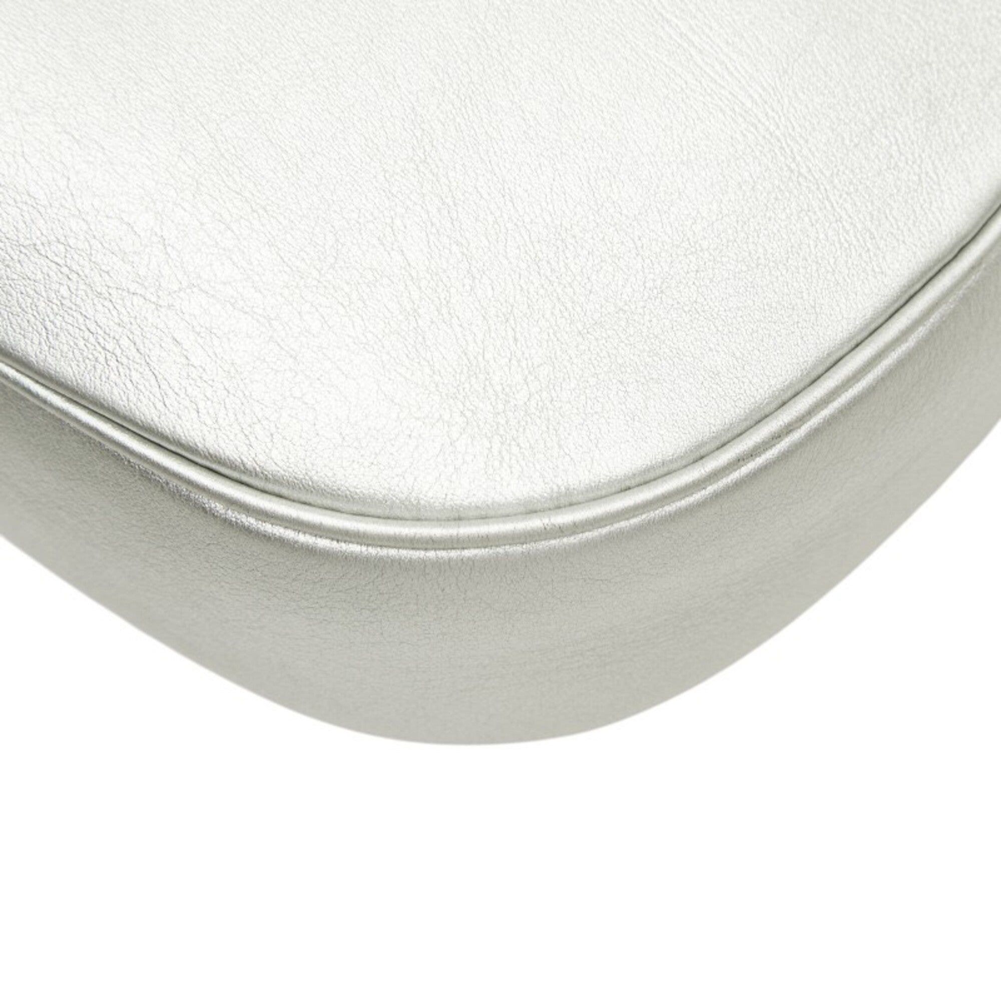 Celine Silver Leather Shoulder Bag (Pre-Owned)