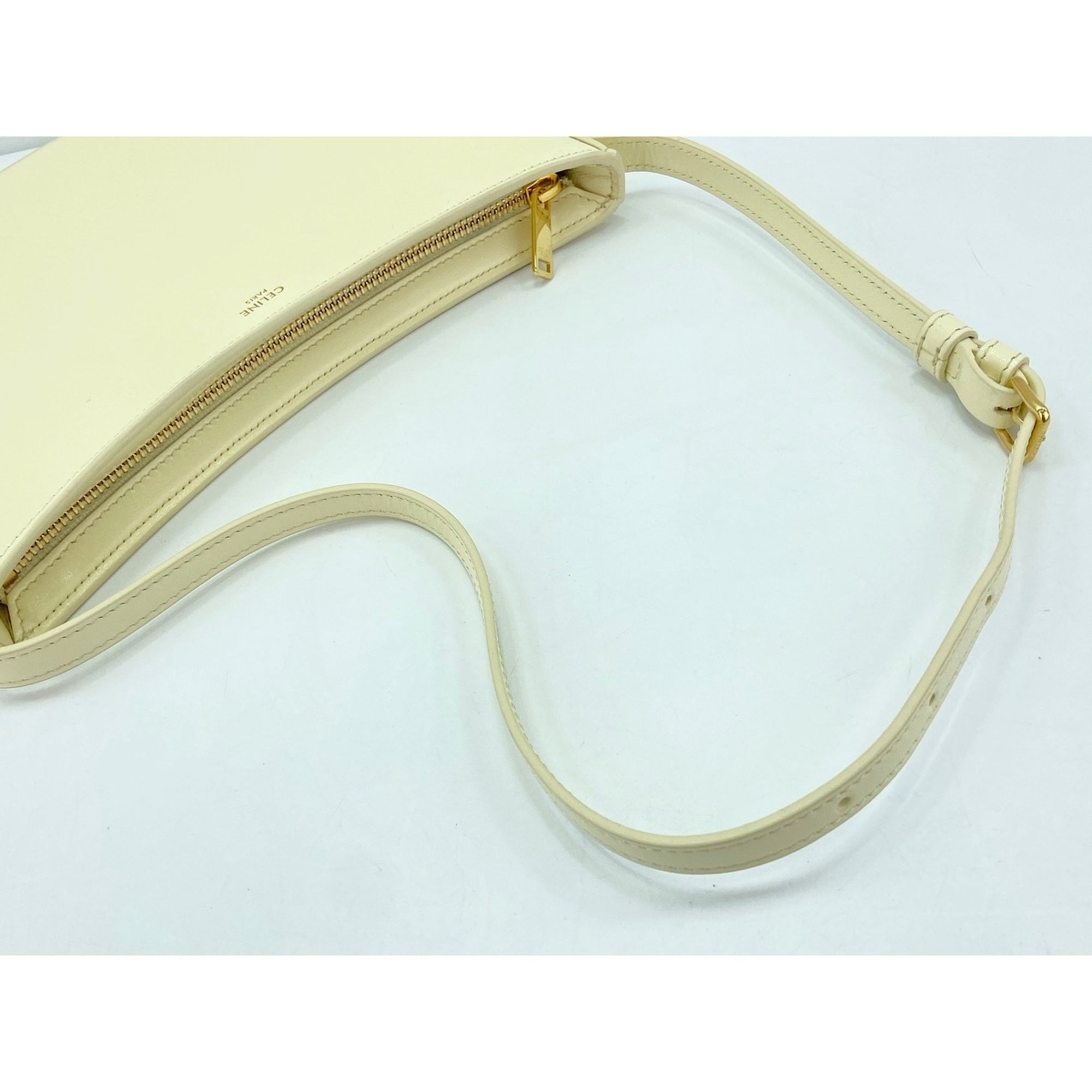 Celine Beige Leather Shoulder Bag (Pre-Owned)