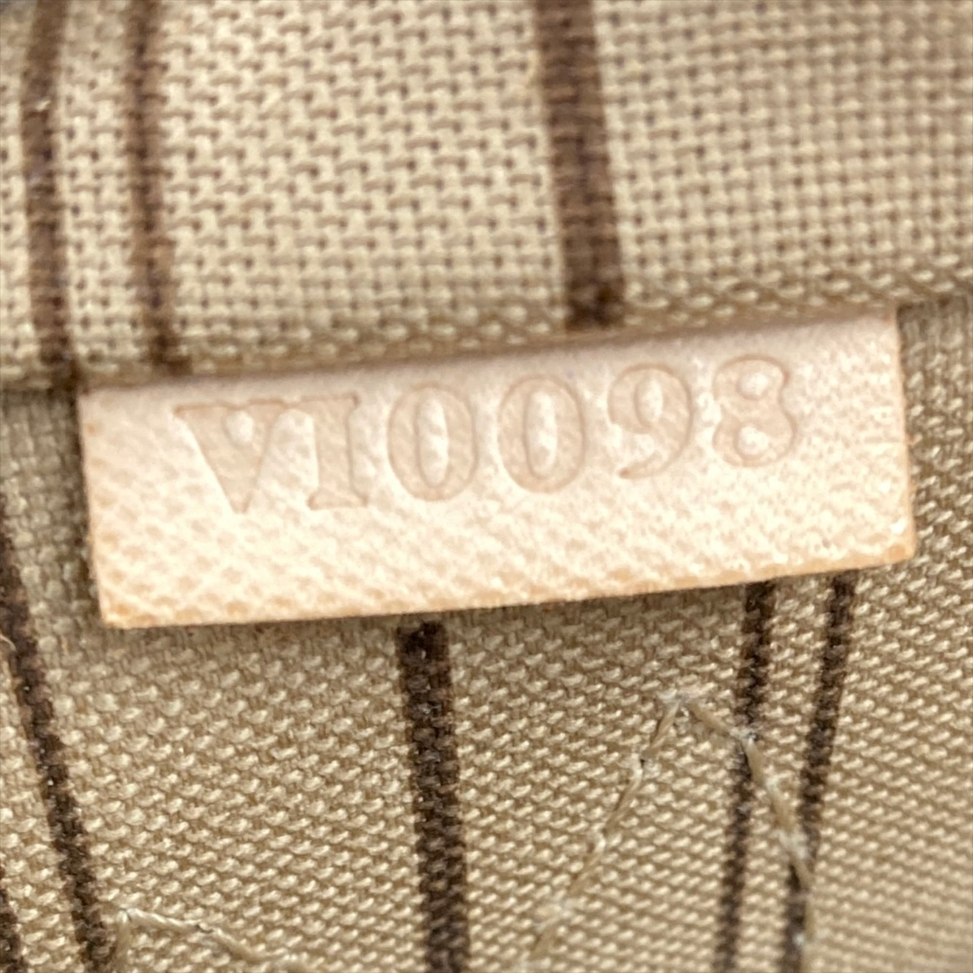 Louis Vuitton Brown Monogram Canvas Tote Bag (Pre-Owned)
