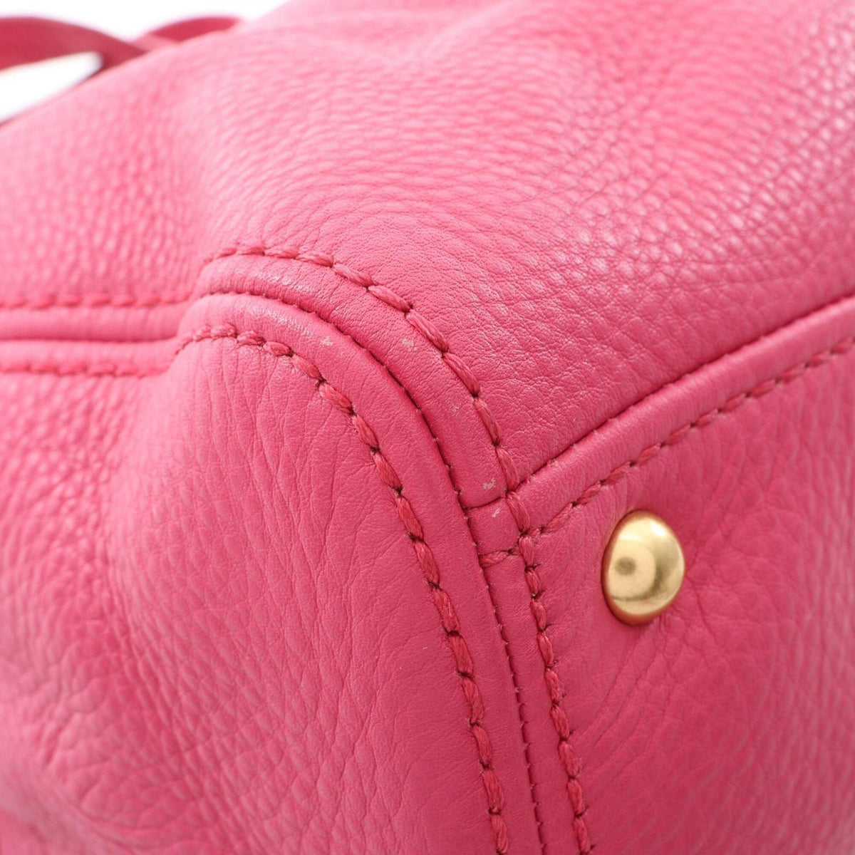 Miu Miu Pink Leather Handbag (Pre-Owned)