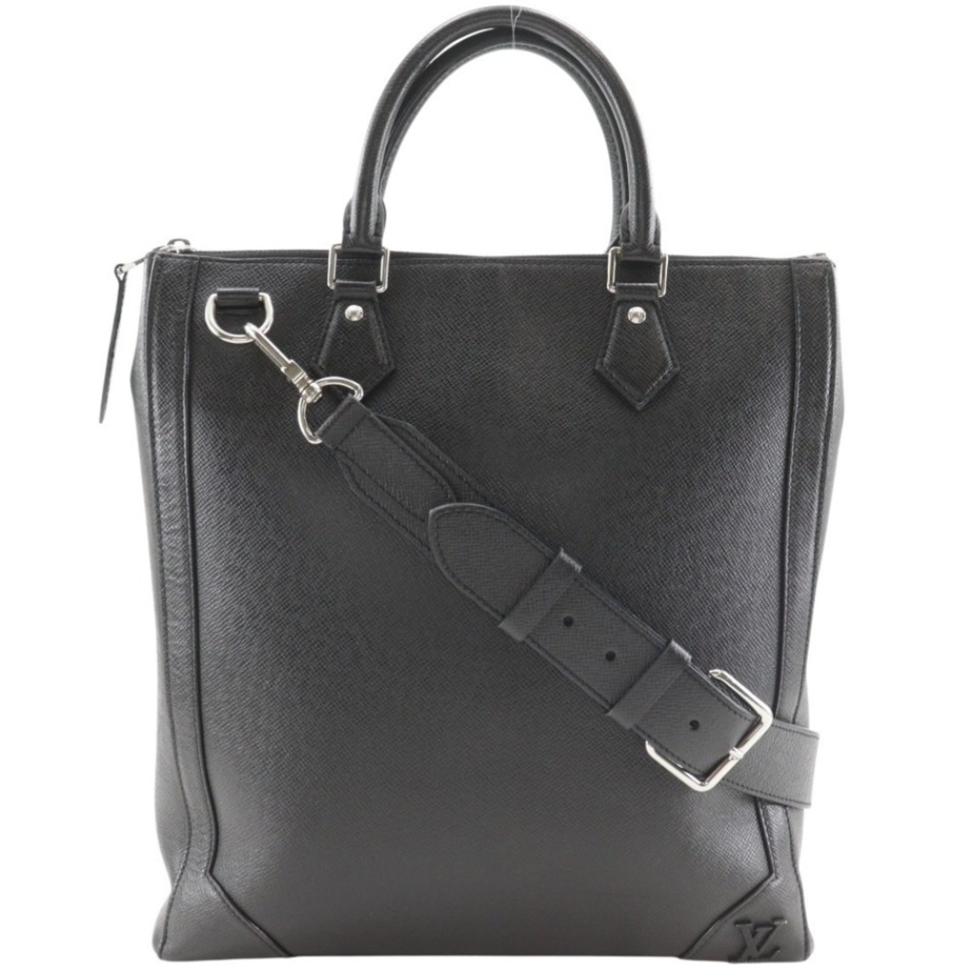 Louis Vuitton Taiga Black Taiga Leather Handbag Tote Bag (Pre-Owned)