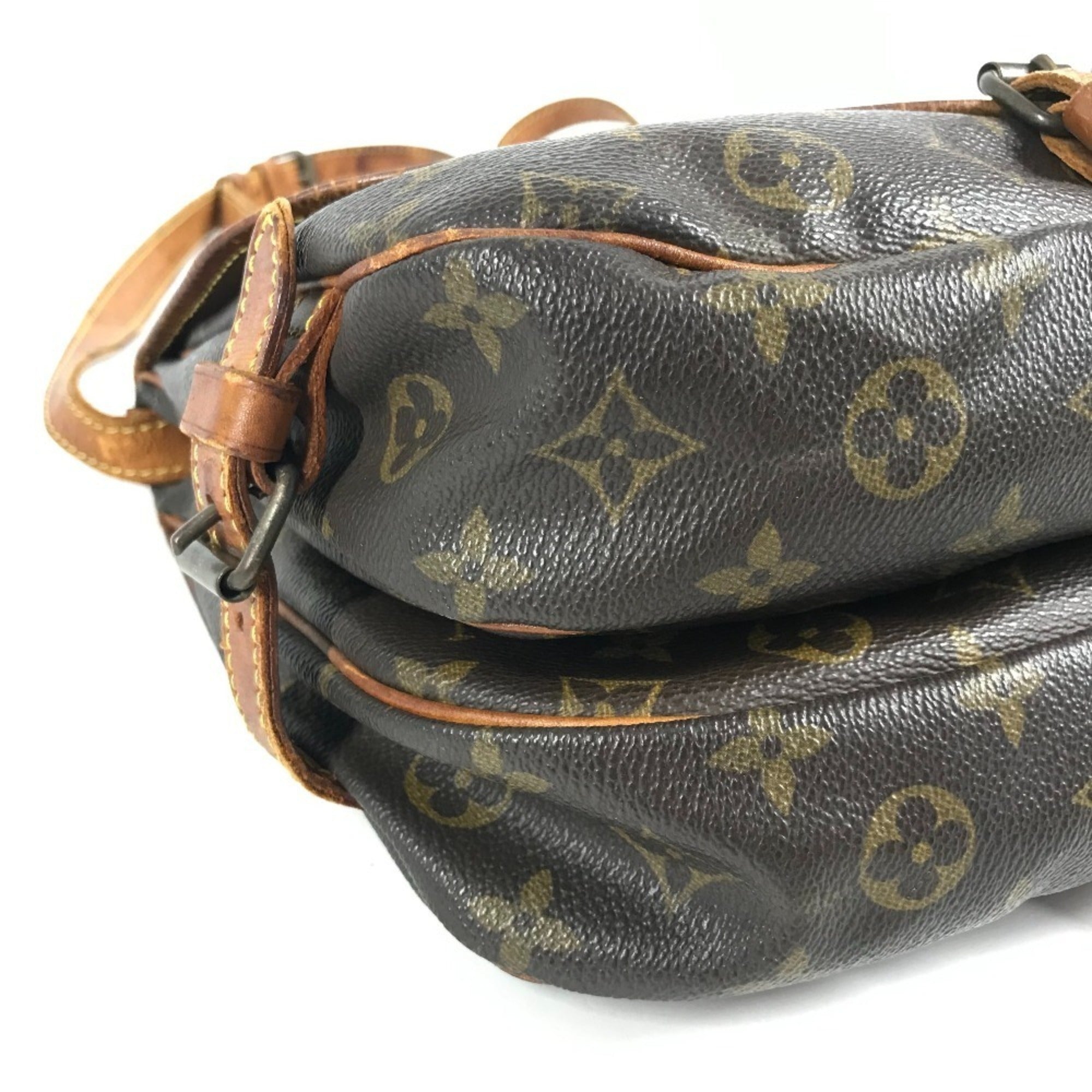 Louis Vuitton Brown Monogram Shoulder Bag (Pre-Owned)